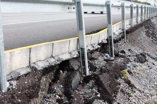 Devletin rezil edildiği, 4 gencimize mezar olan Girne-Boğaz yolu. Görevden alınan yok... Yargılanan yok... 
Göktürk Ötüken