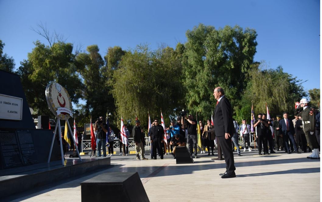 Ataturk Aniti Toren 3