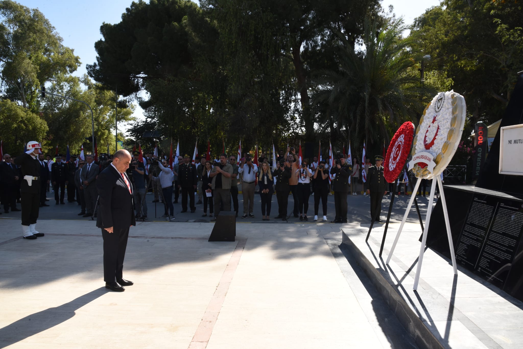 174763865627119 Mayıs Atatürk Anıtı 4