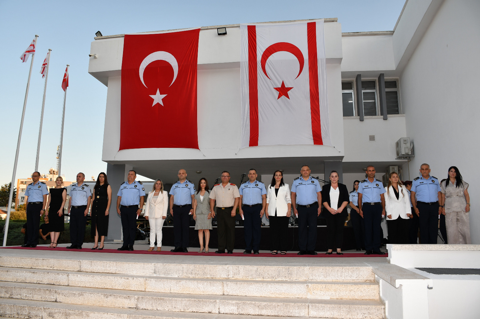 1750837164411Poli̇s Terfi̇6
