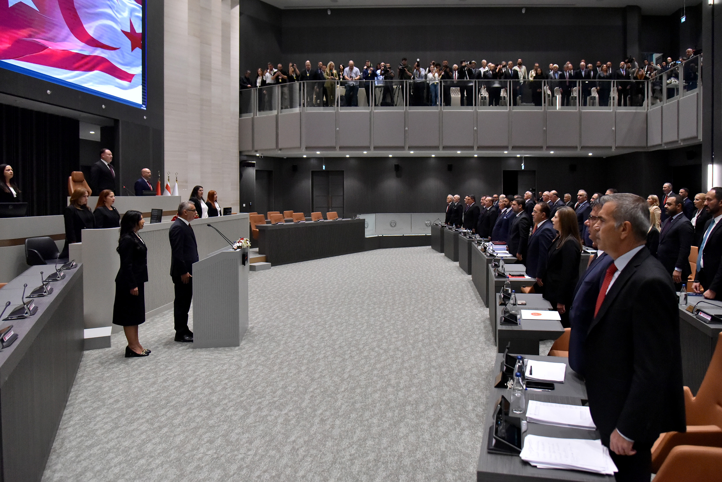 1761293807373Cb Erhurman Mecliste Yemin Ederek Görevine Başladı 8 So