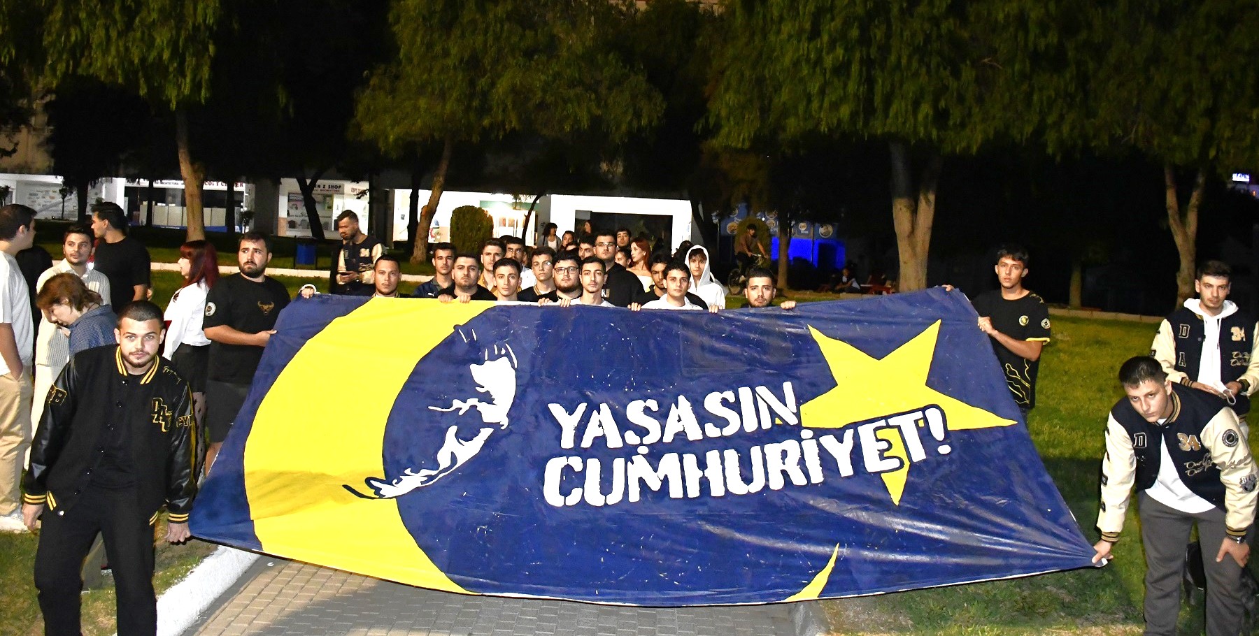 1761831108087Daü 29 Eki̇m Yürüyüş3