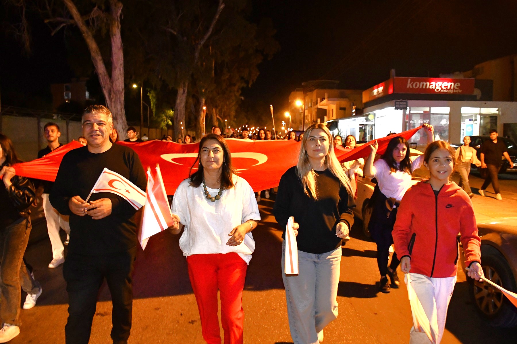 1761831108088Daü 29 Eki̇m Yürüyüş7