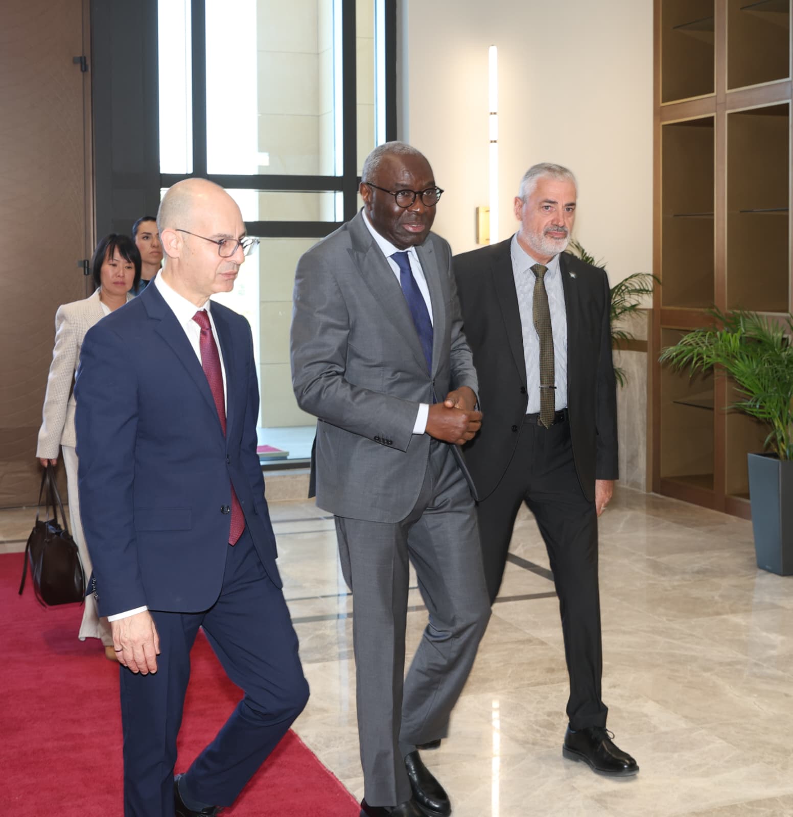 1761902713363505Dd6Bf 16Ac 4317 826A F31E9E1C7C90