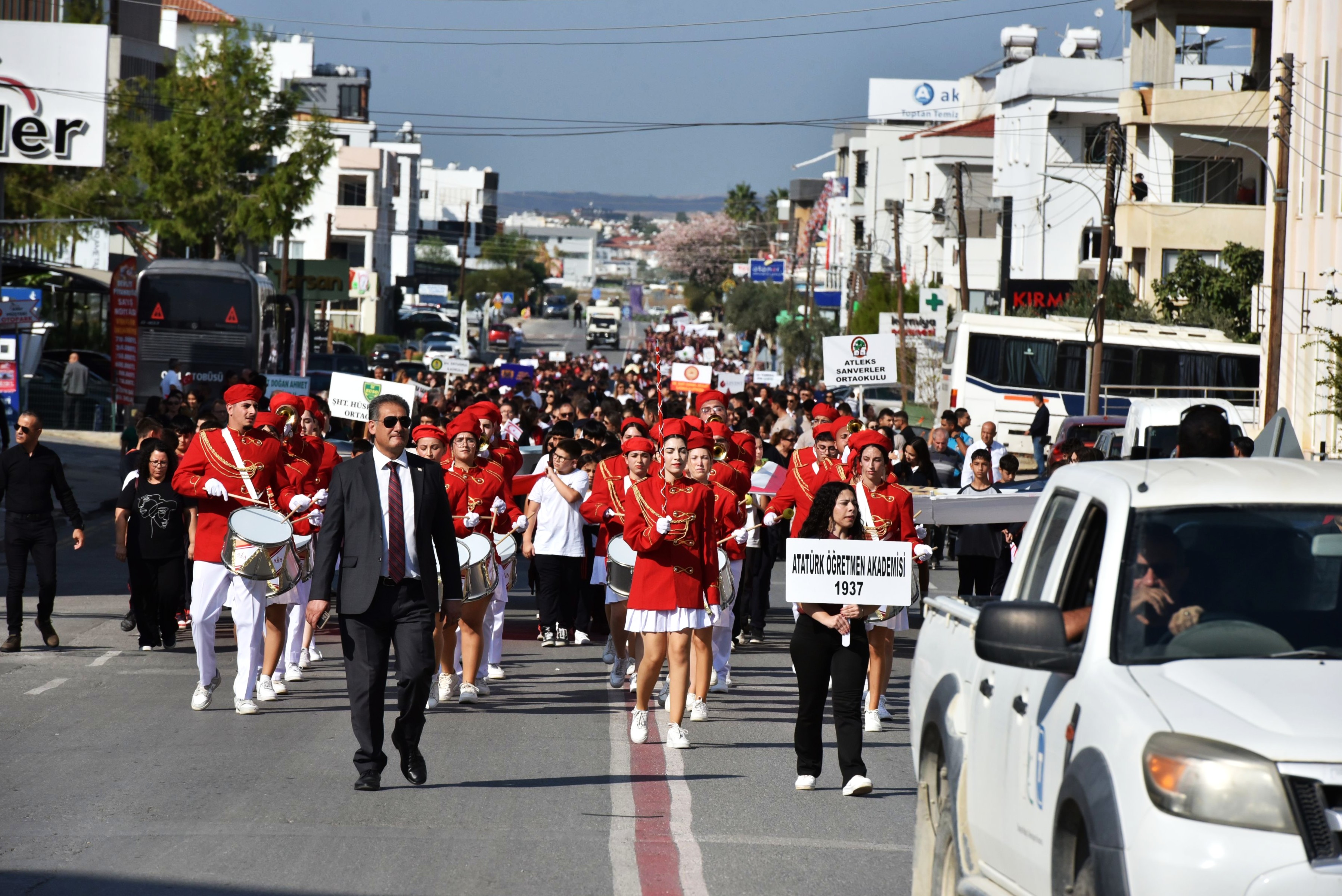 1763117437003Cumhuri̇yet Kortej Ti̇m (14)