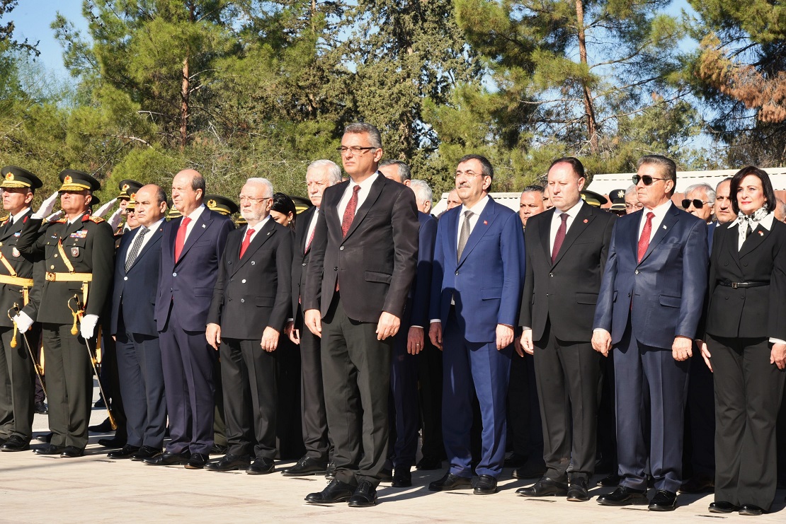 1763195406559Atatürk Aniti Tören Ti̇m (11)