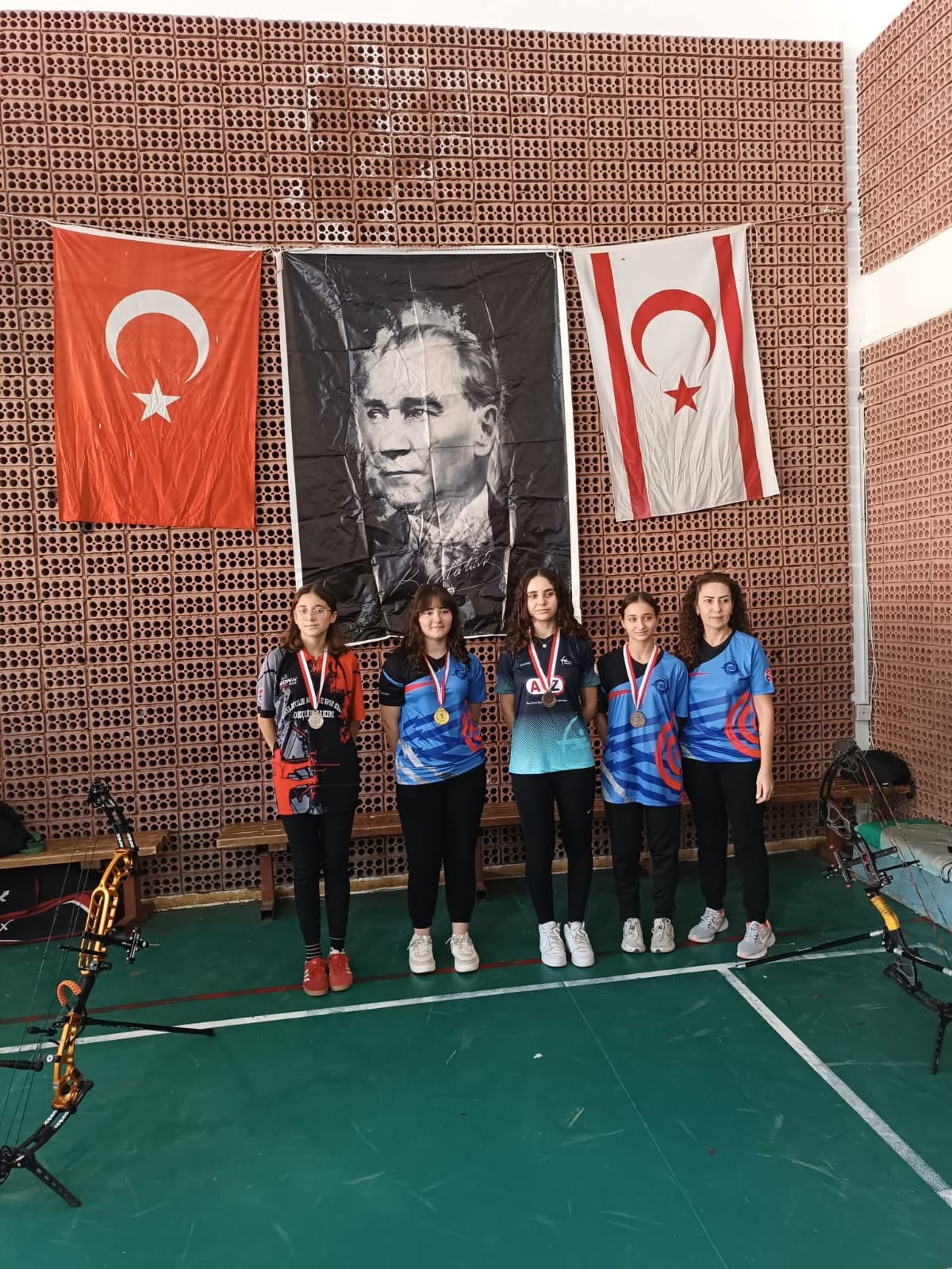 Girne’de “10 Kasım Atatürk’ü Anma Kapalı Salon Okçuluk Yarışması” Düzenlendi (6)