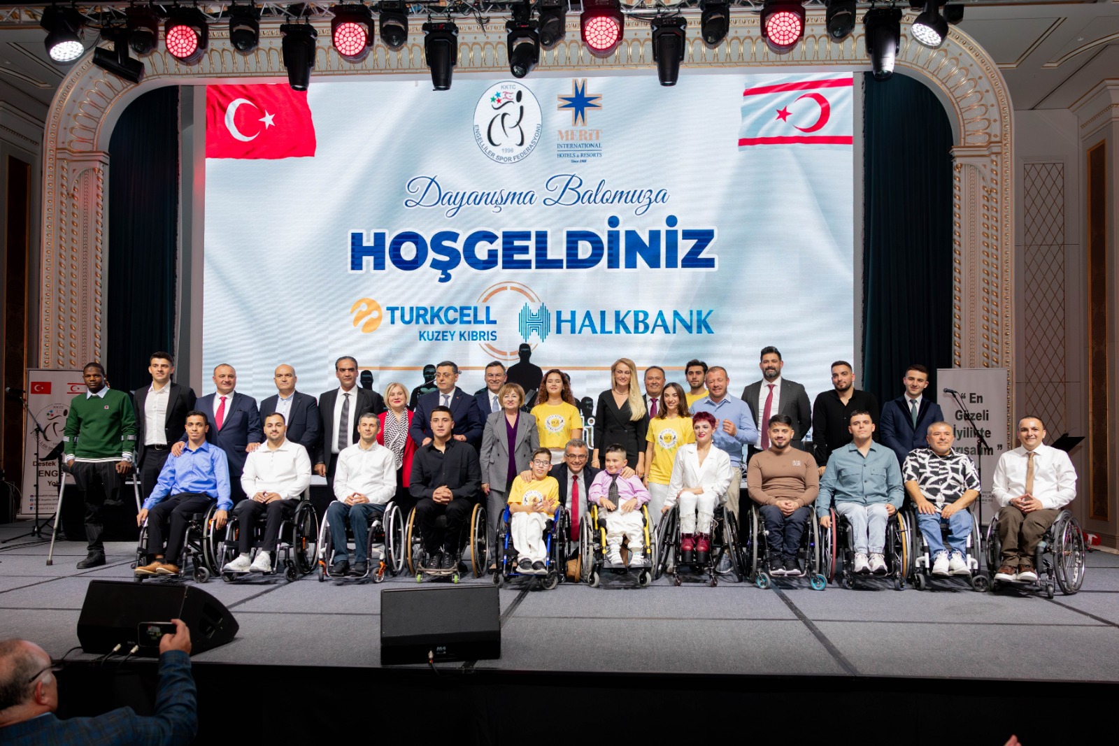 1764931425849Engelli̇ler Dayanişma Balosu12