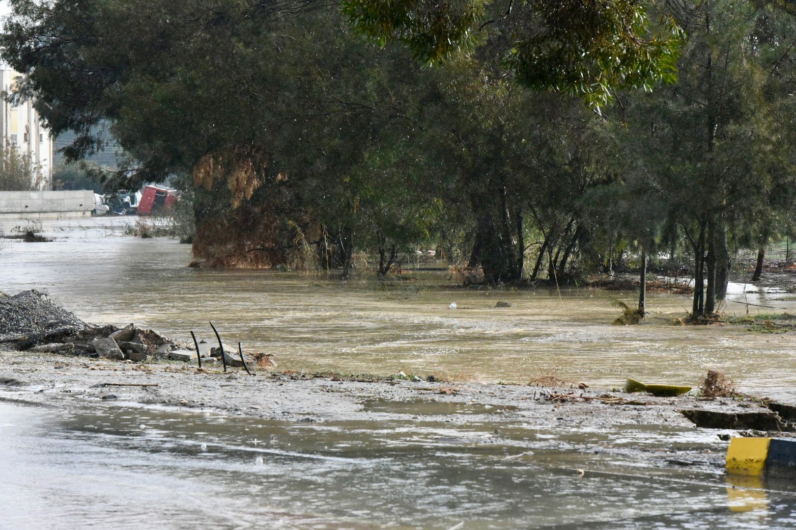 1765270386728Lefkoşa Su Baskını Ti̇m (2)