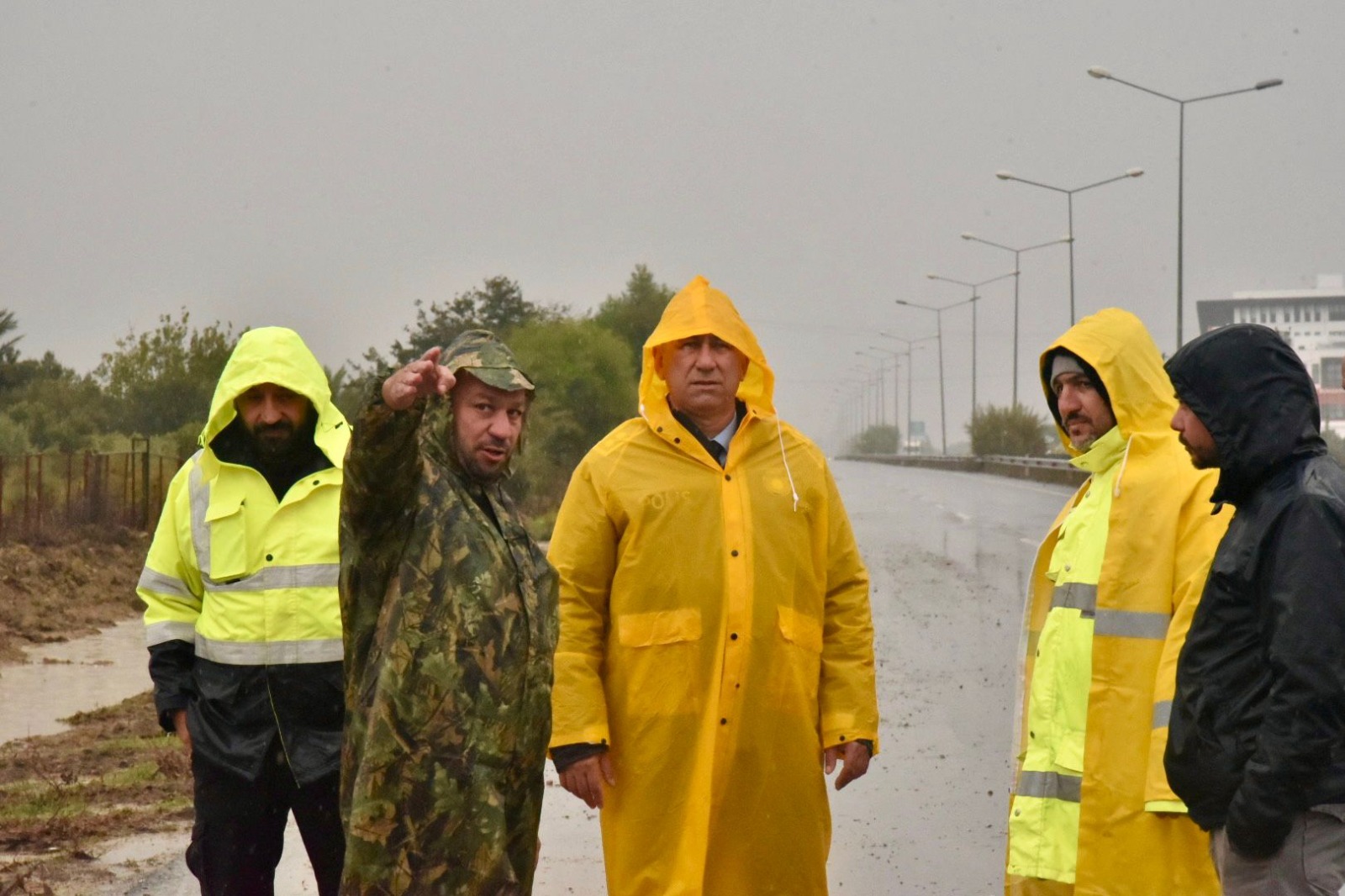 1765360145706Yağmurlar (Ti̇m) 1