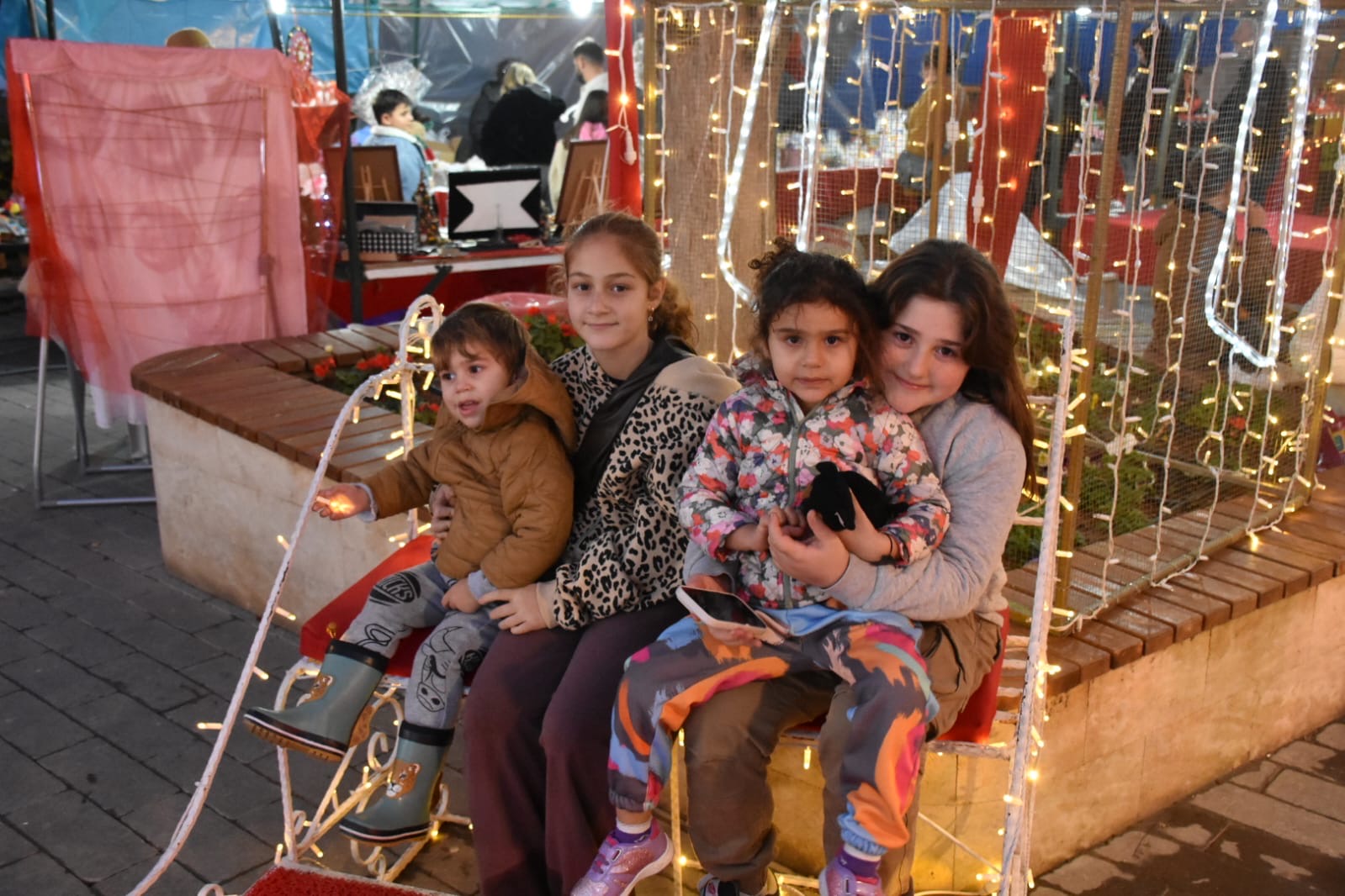 1766828210780Bellapais Yeni Yıl Pazarı (7)