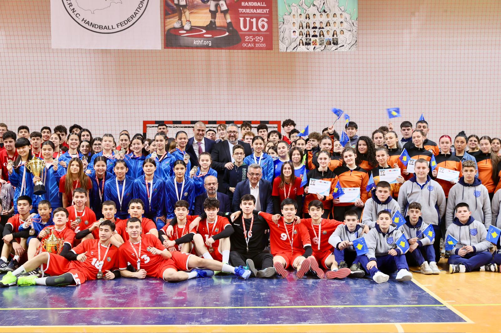 1769776572092Erhürman Hentbol Turnuvası (1)