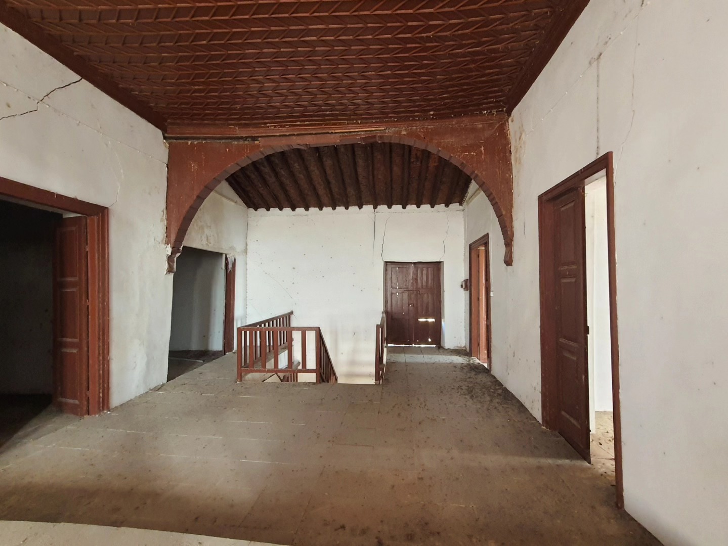 1770888359199633541327 1311746237663854 5869247632076512236 N