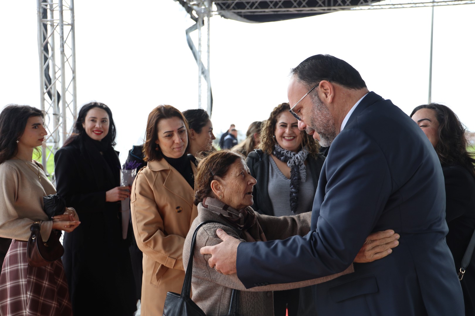 1770982259146İskele Kapali Pazar Yeri̇ Açildi7