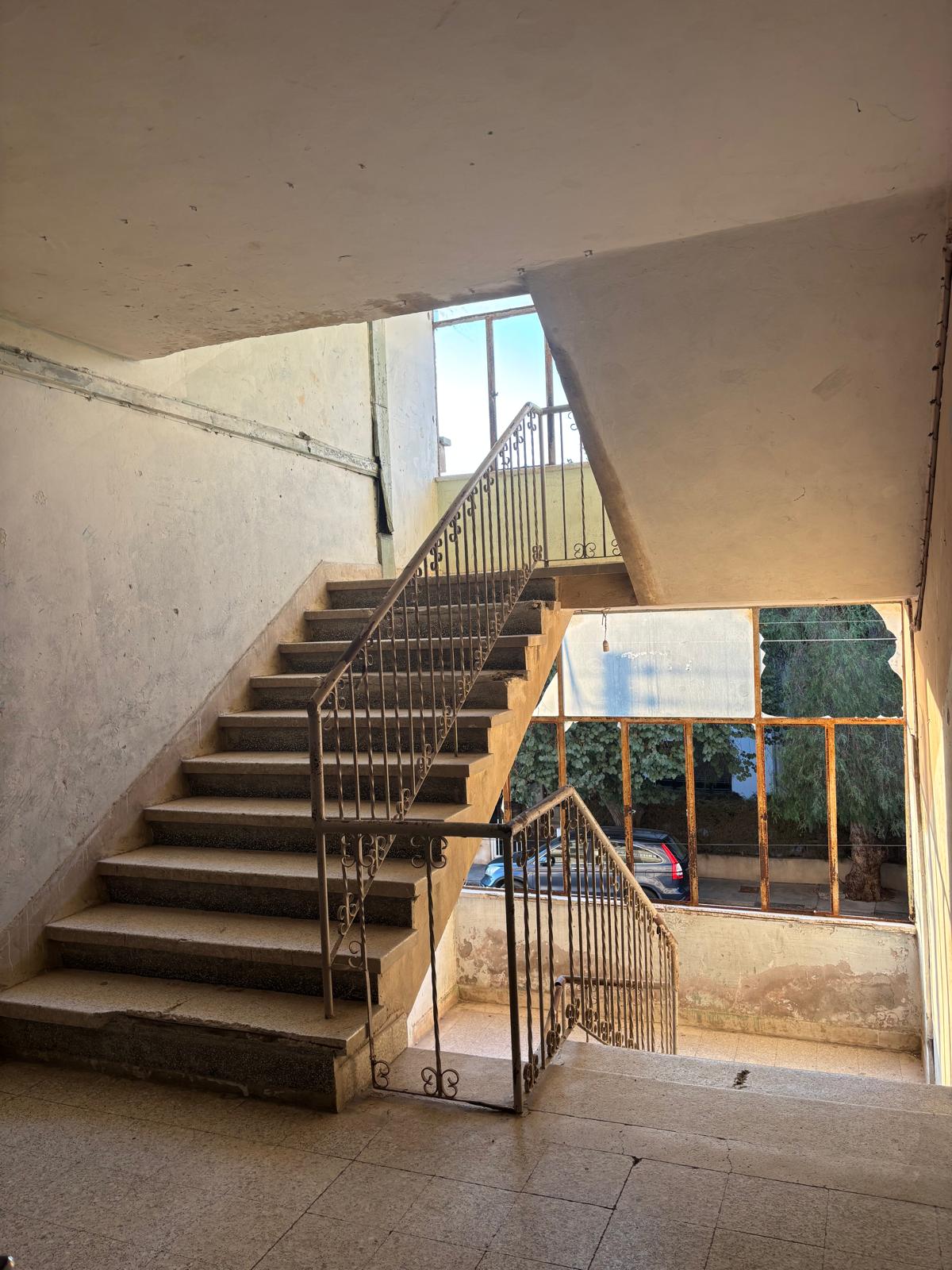 1771748172631 Koridor