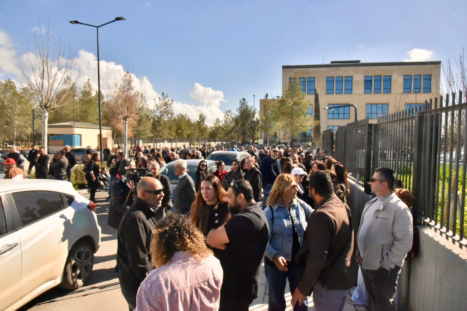 1771835364018Sendi̇kalar Mecli̇ Önü Eylem Ti̇m (1)