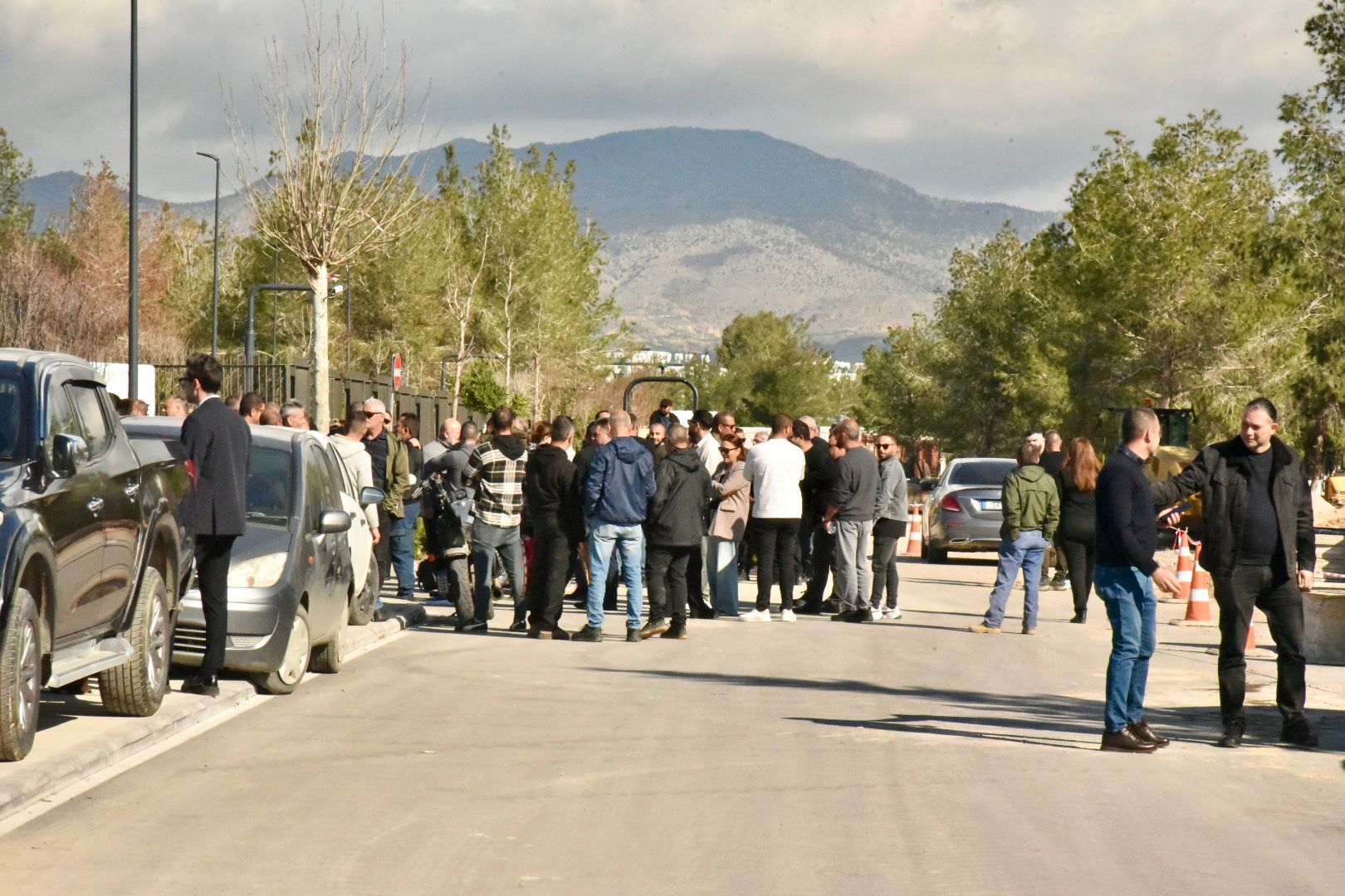 1771835364023Sendi̇kalar Mecli̇ Önü Eylem Ti̇m (4)