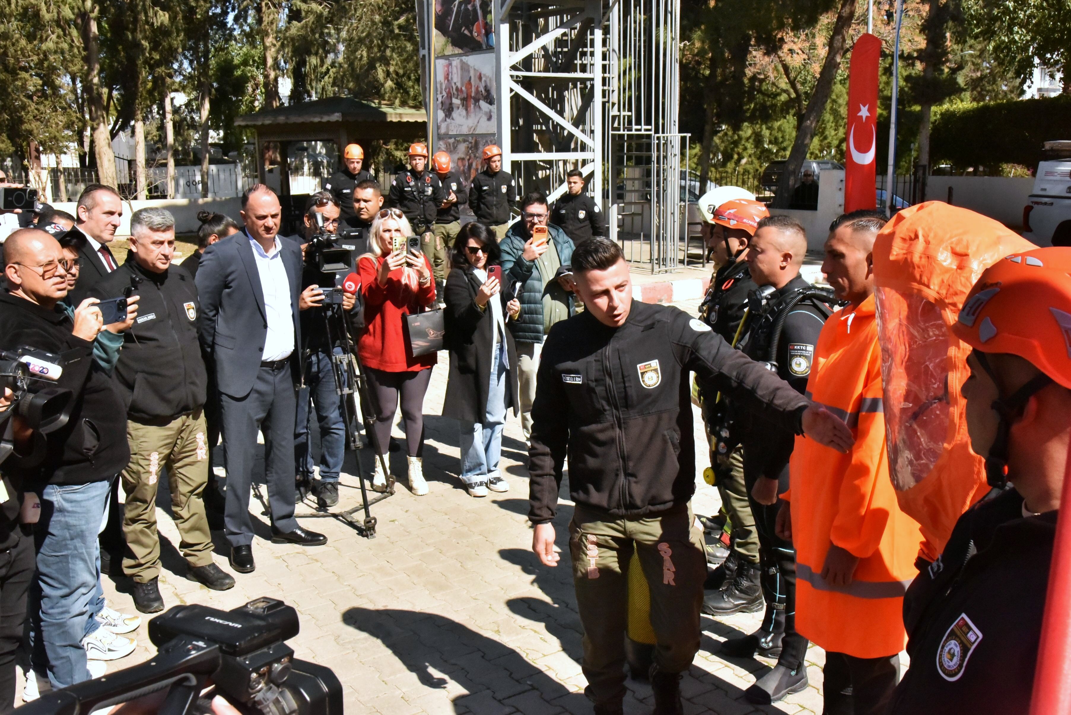 1772275649076Si̇vi̇l Savunma Ti̇m (11)