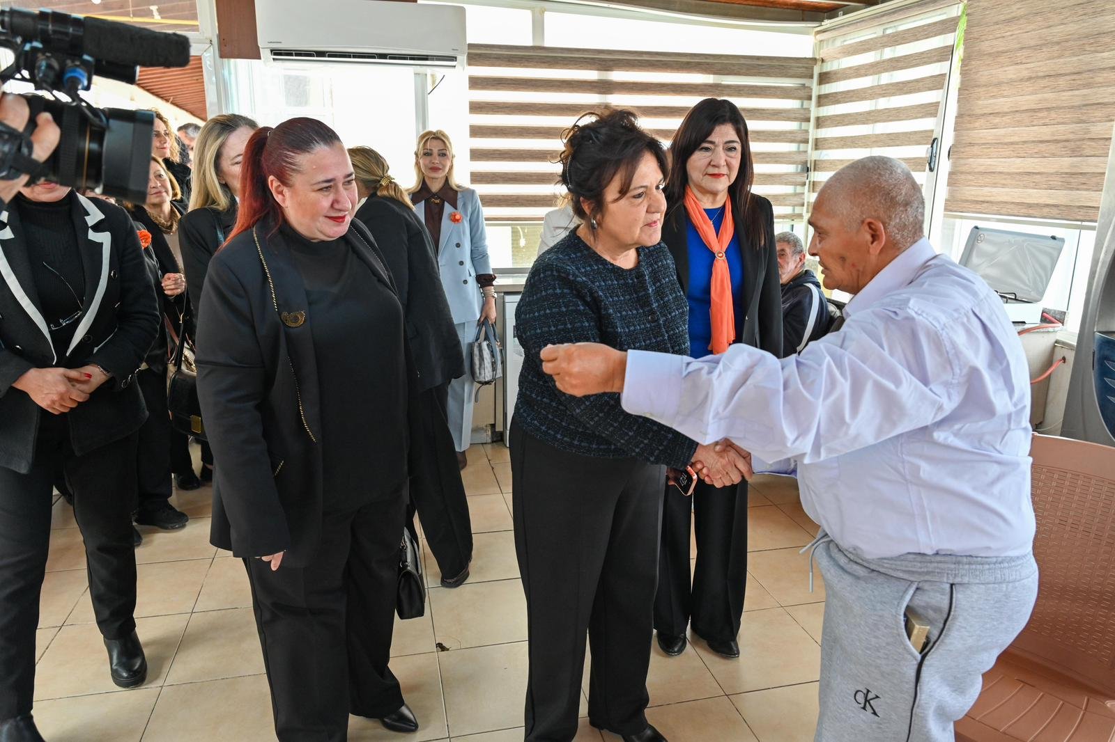 1774357056510Zerrin Üstel Yaşlılar (6)