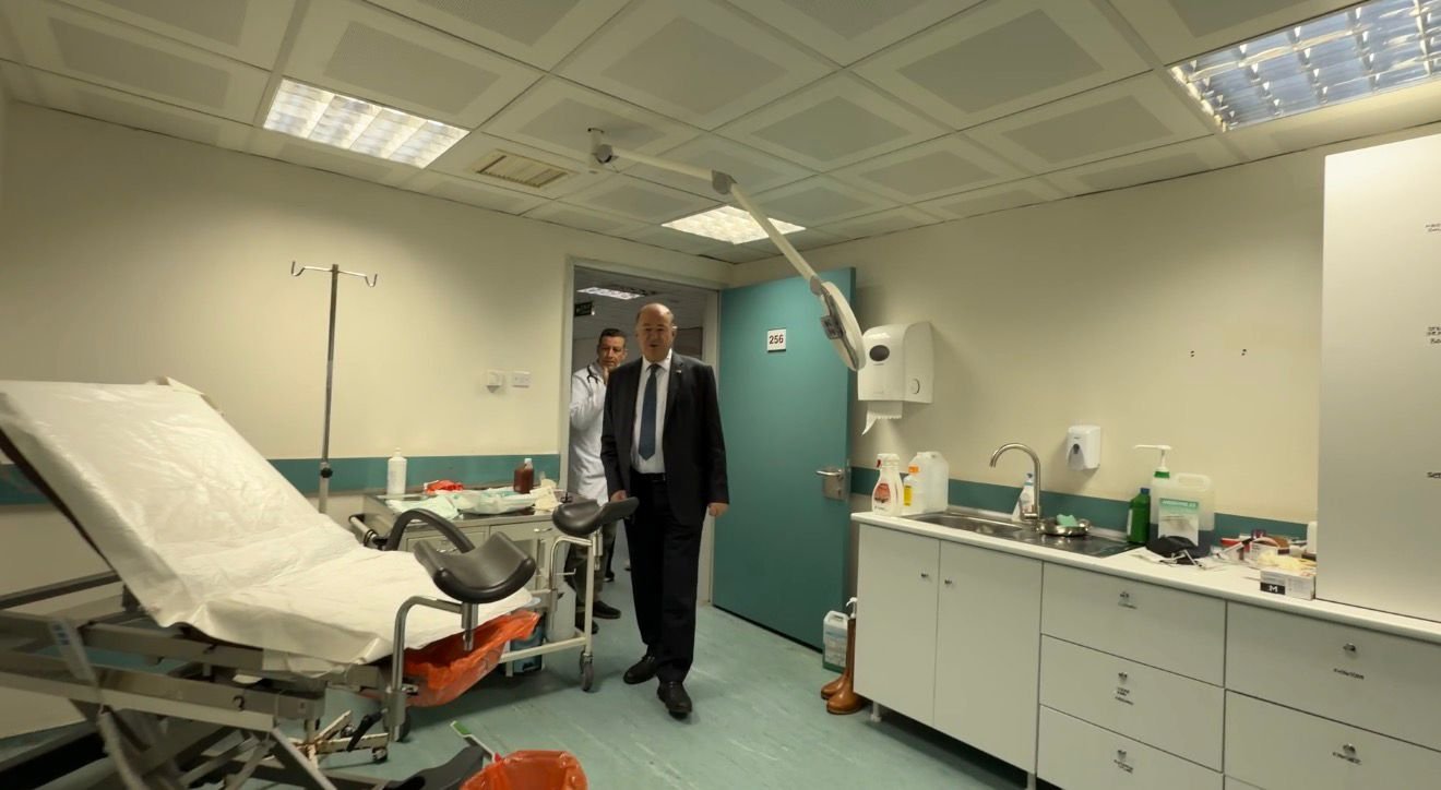Sağlık Bakanı Dinçyürek, Gazimağusa Devlet Hastanesi’ni ziyaret etti