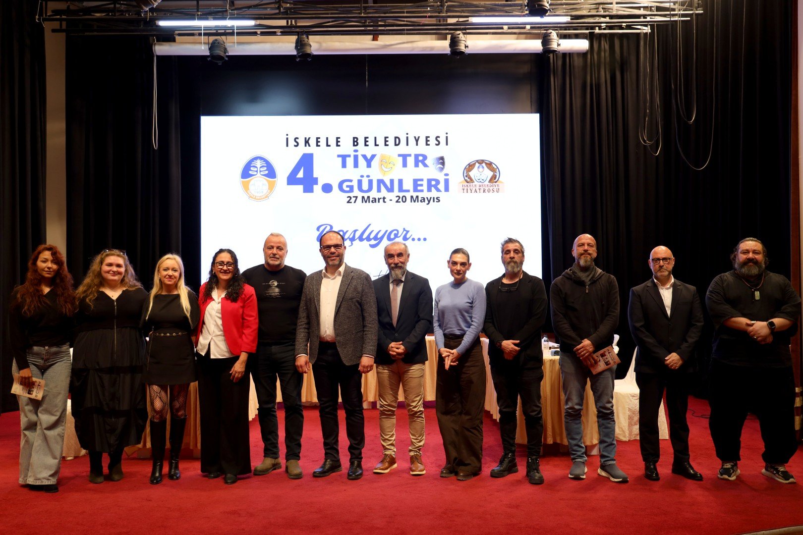 İskele Belediyesi 4. Tiyatro Günleri, bu akşam “Hadi Öldürsene Canikom” oyunuyla başlıyor