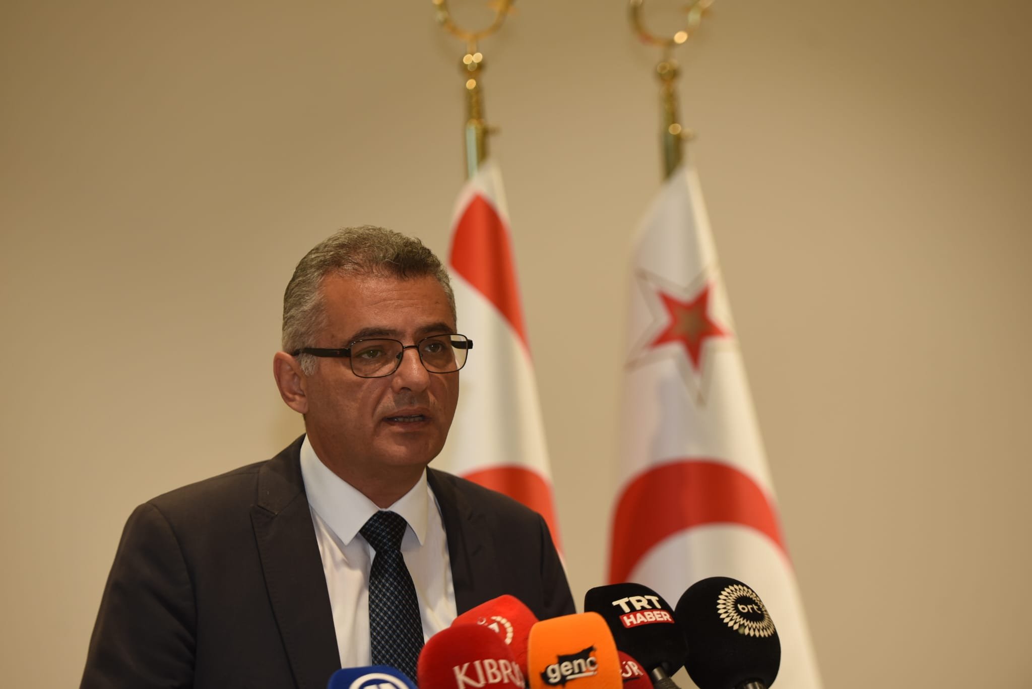 Erhürman: “Kıbrıs Türk halkının bu krizi dayanışma ile aşacağından kuşkum yoktur”