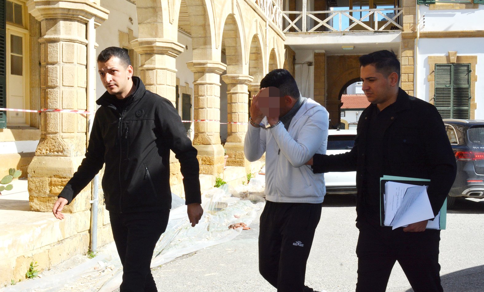 Askeri Yasak Bölgeyi İhlal Eden Zanlı Tutuklandı