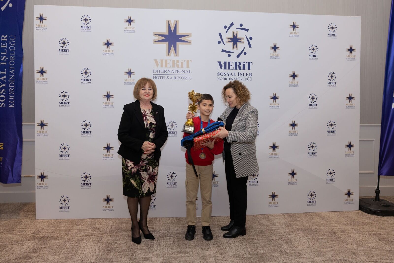 D69Cccdb 7224 49C3 Bde6 F9727B524714