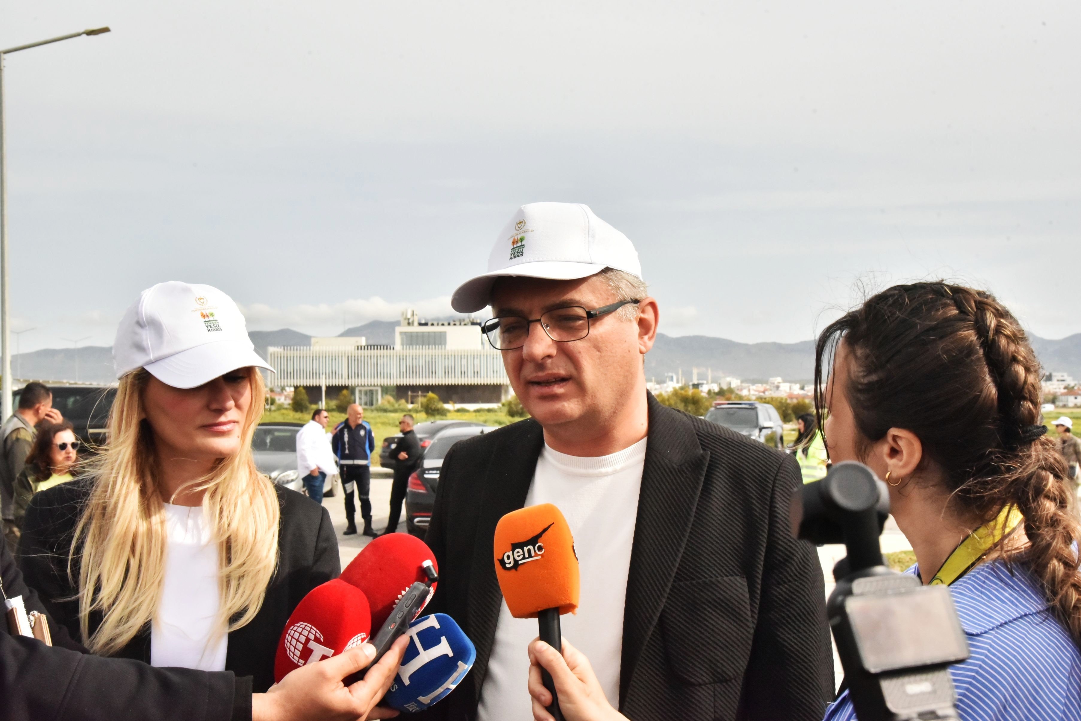 1775033733815Cumhurbaşkanliği Fi̇dan Di̇ki̇mi̇ Ti̇m (14)