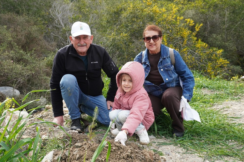 1775038505785Gi̇rne Beledi̇yesi̇ Fi̇dan Di̇ki̇mi̇ (14)