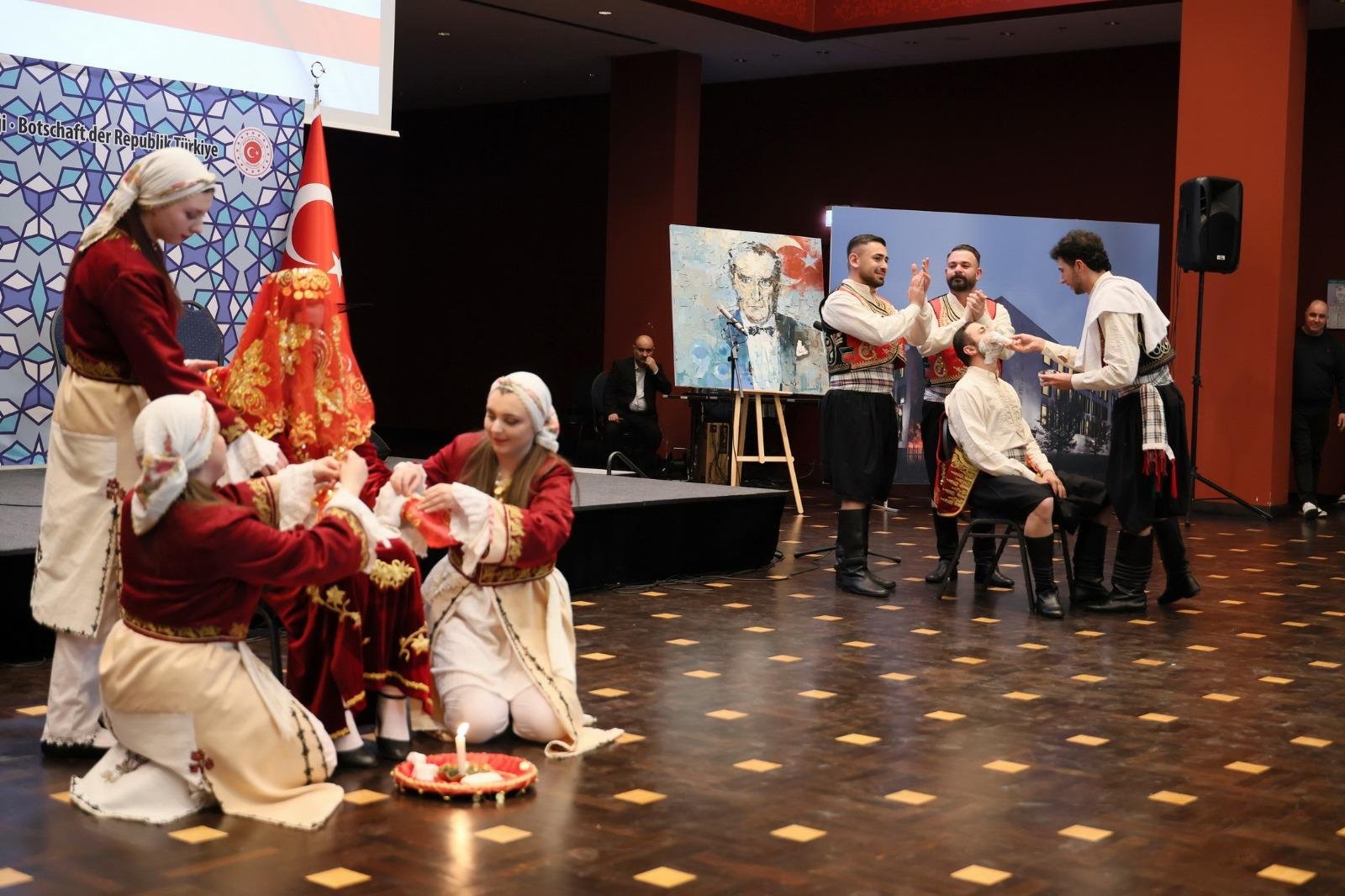 1775039400139Kültür Dai̇resi̇ Berlin Ekip2