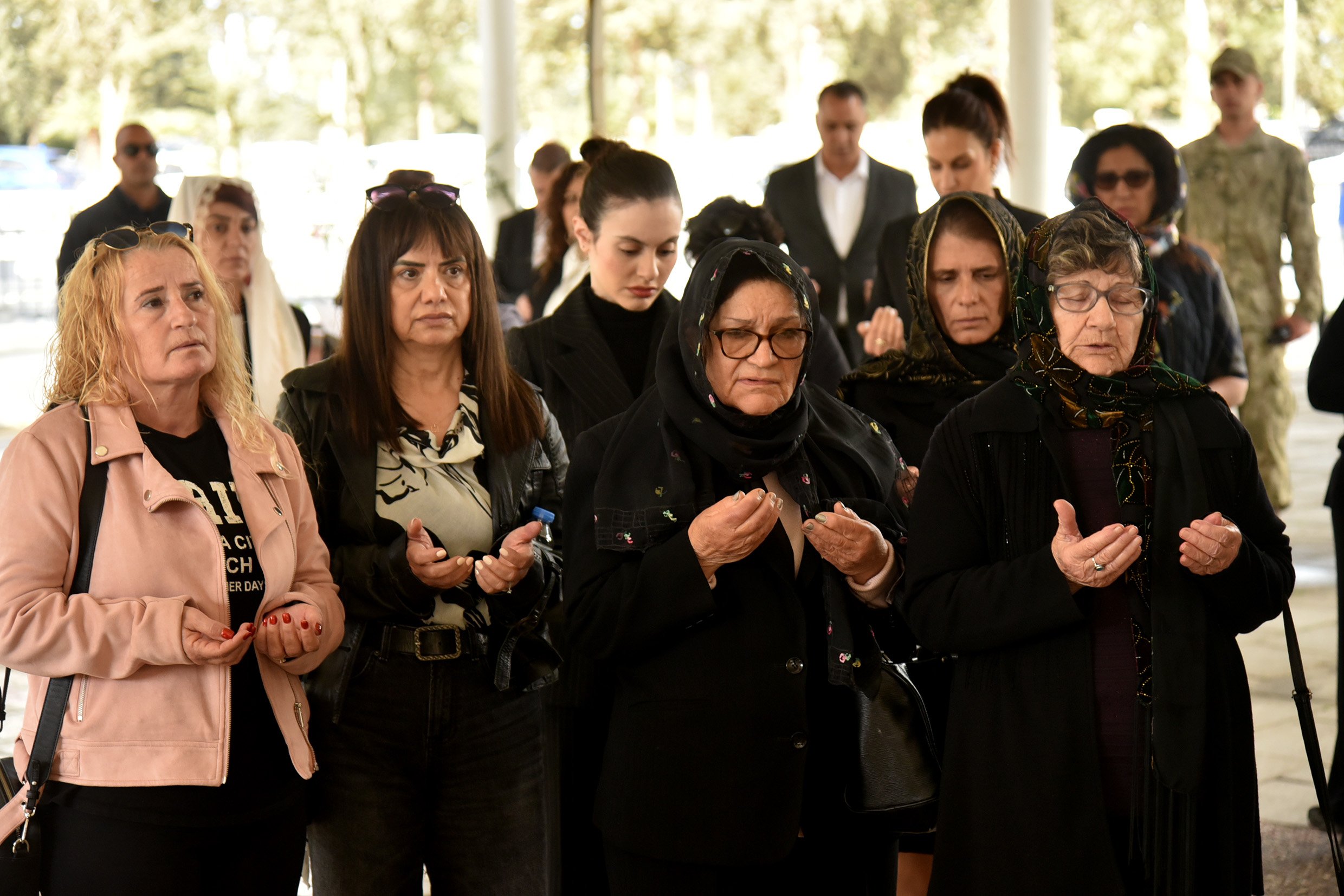 1775810186813Sht Resat Ahmet Defnedildi 6 So