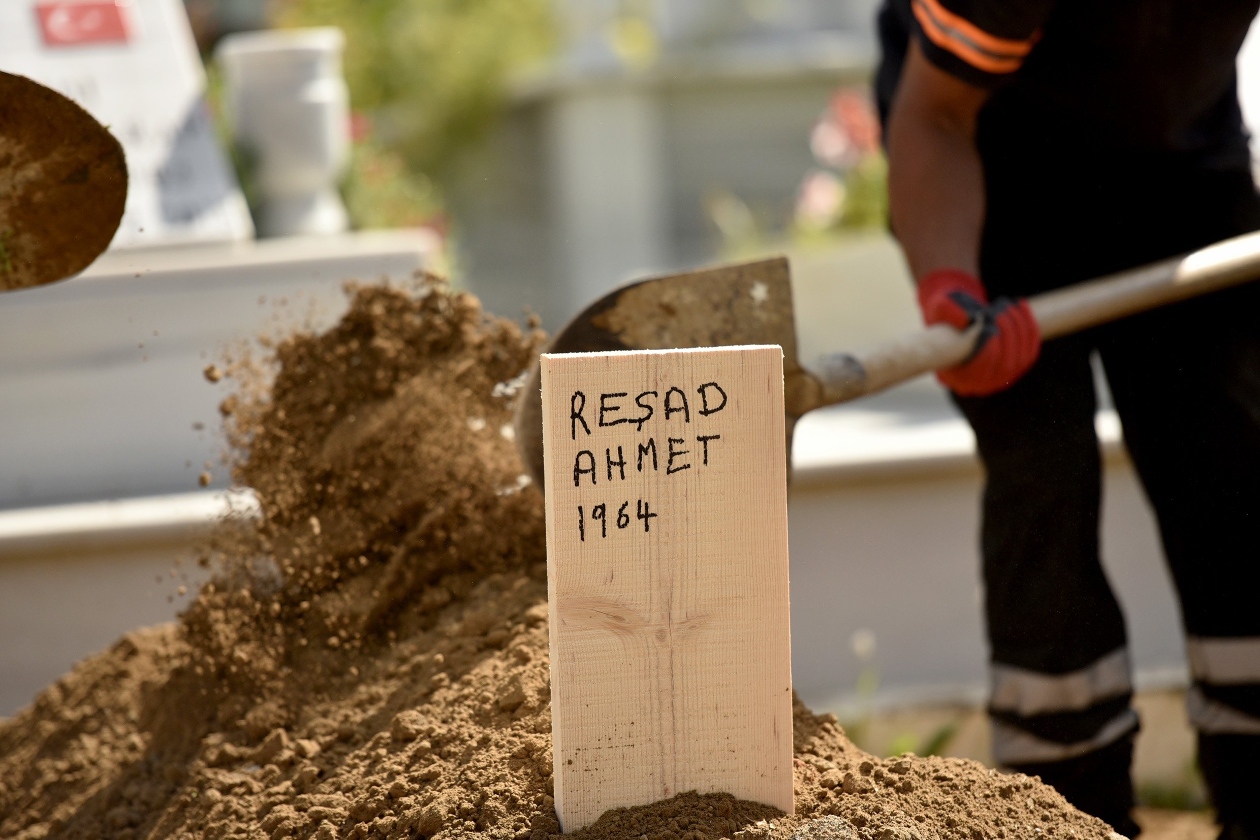 1775810186815Sht Resat Ahmet Defnedildi 10 So