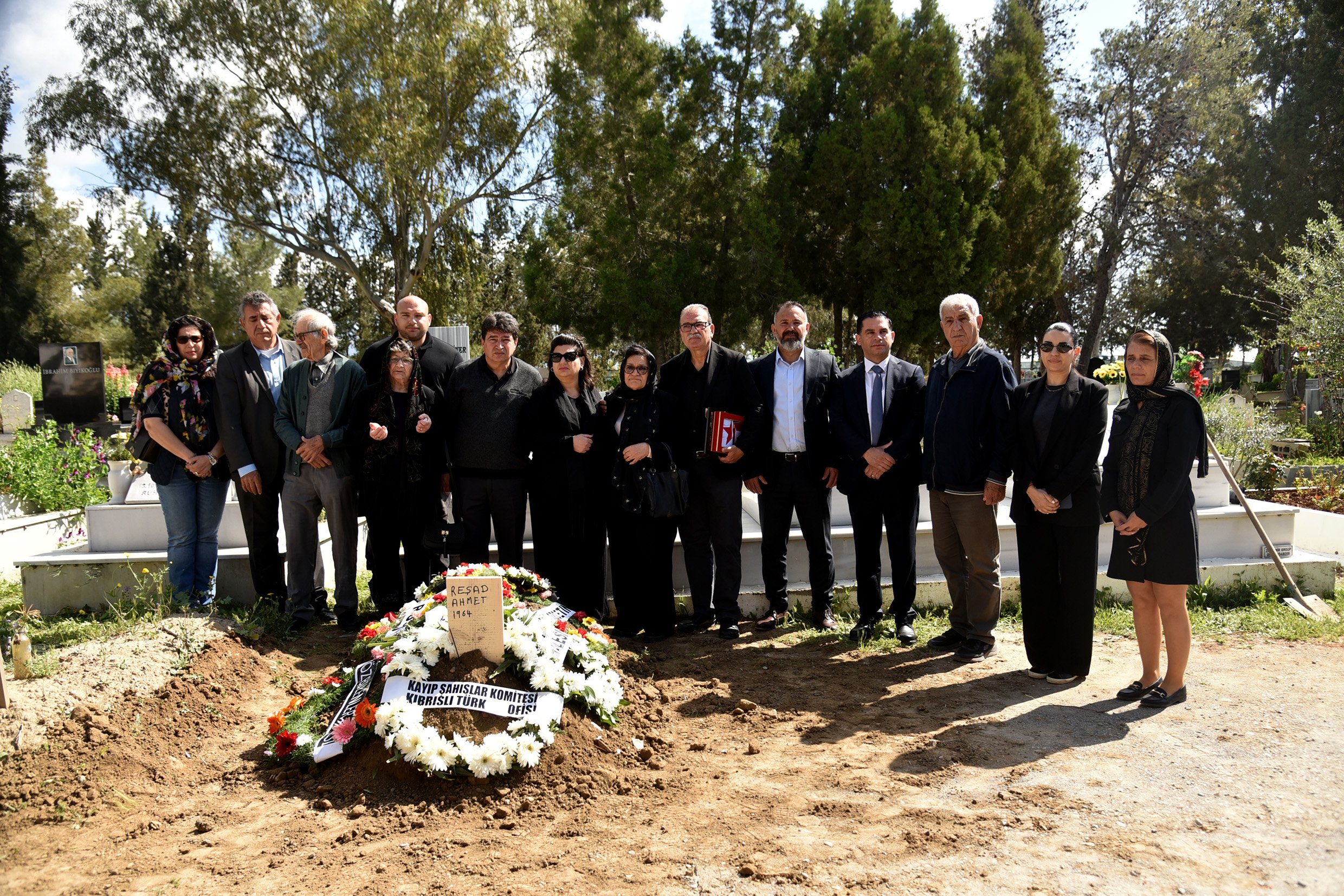 1775810186816Sht Resat Ahmet Defnedildi 15 So