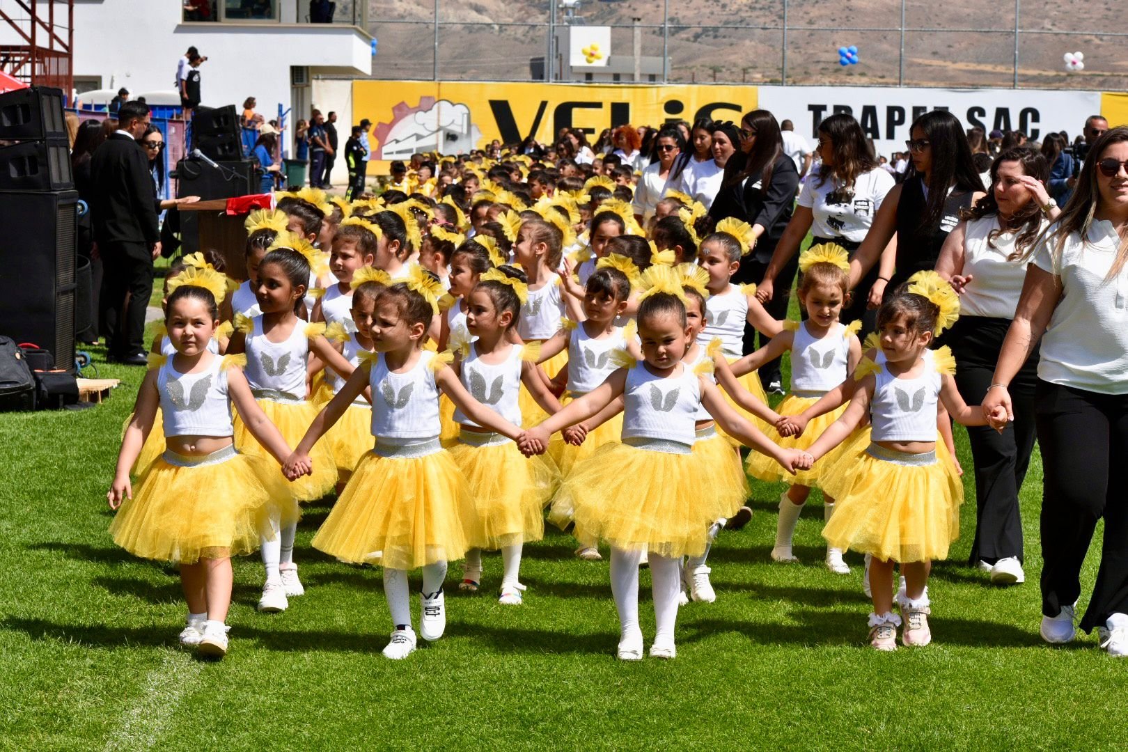 1776253322328174540790847223 Ni̇san Tören Ti̇m (1)