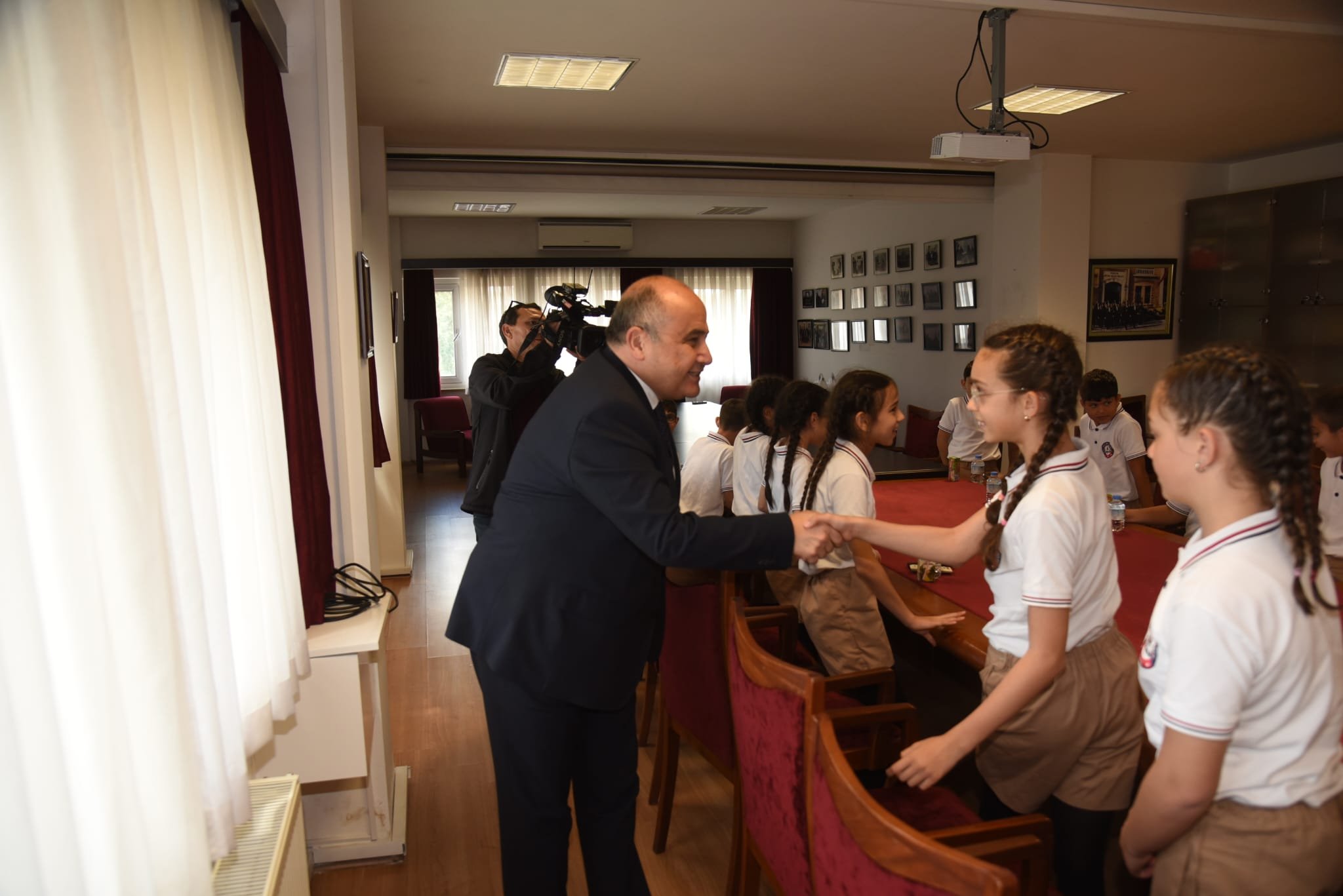 1776681849979Büyükelçi Ziyaret (Ero) (10)