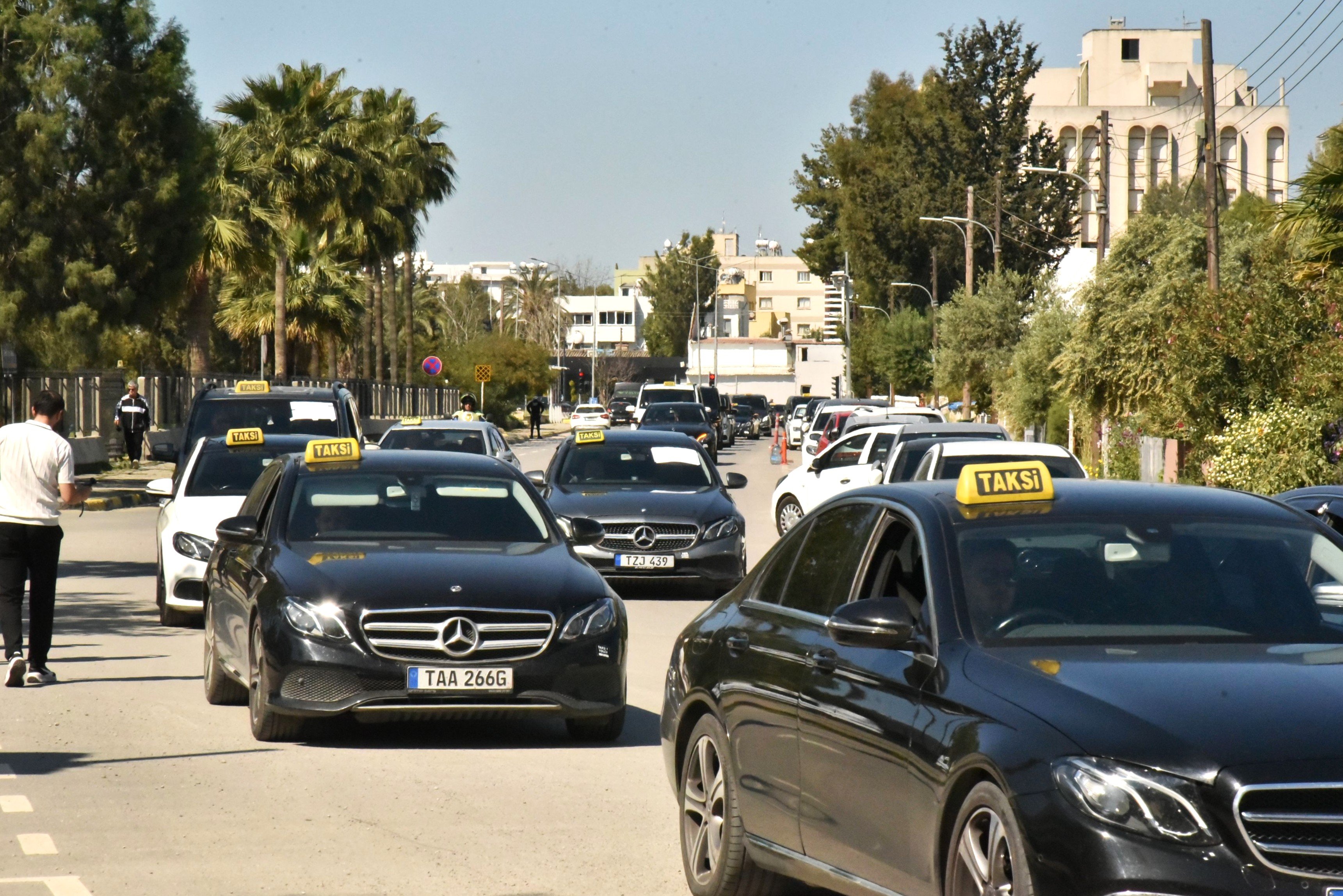 1776771364547Taksi̇ci̇ler Ti̇m (6)