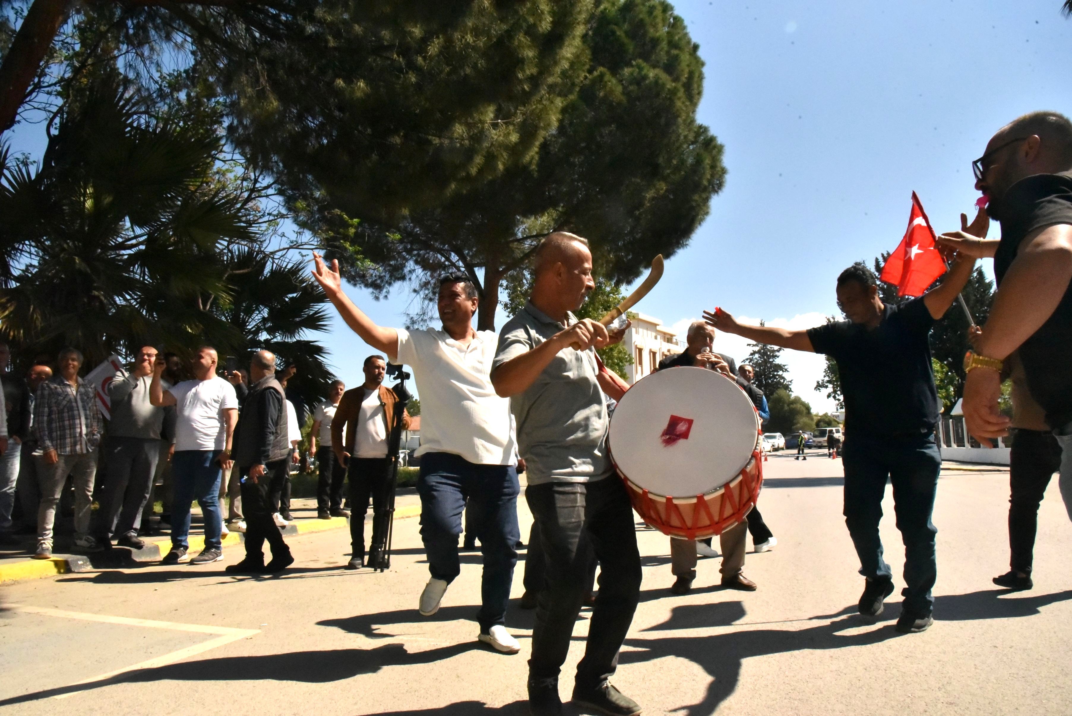 1776771364548Taksi̇ci̇ler Ti̇m (7)