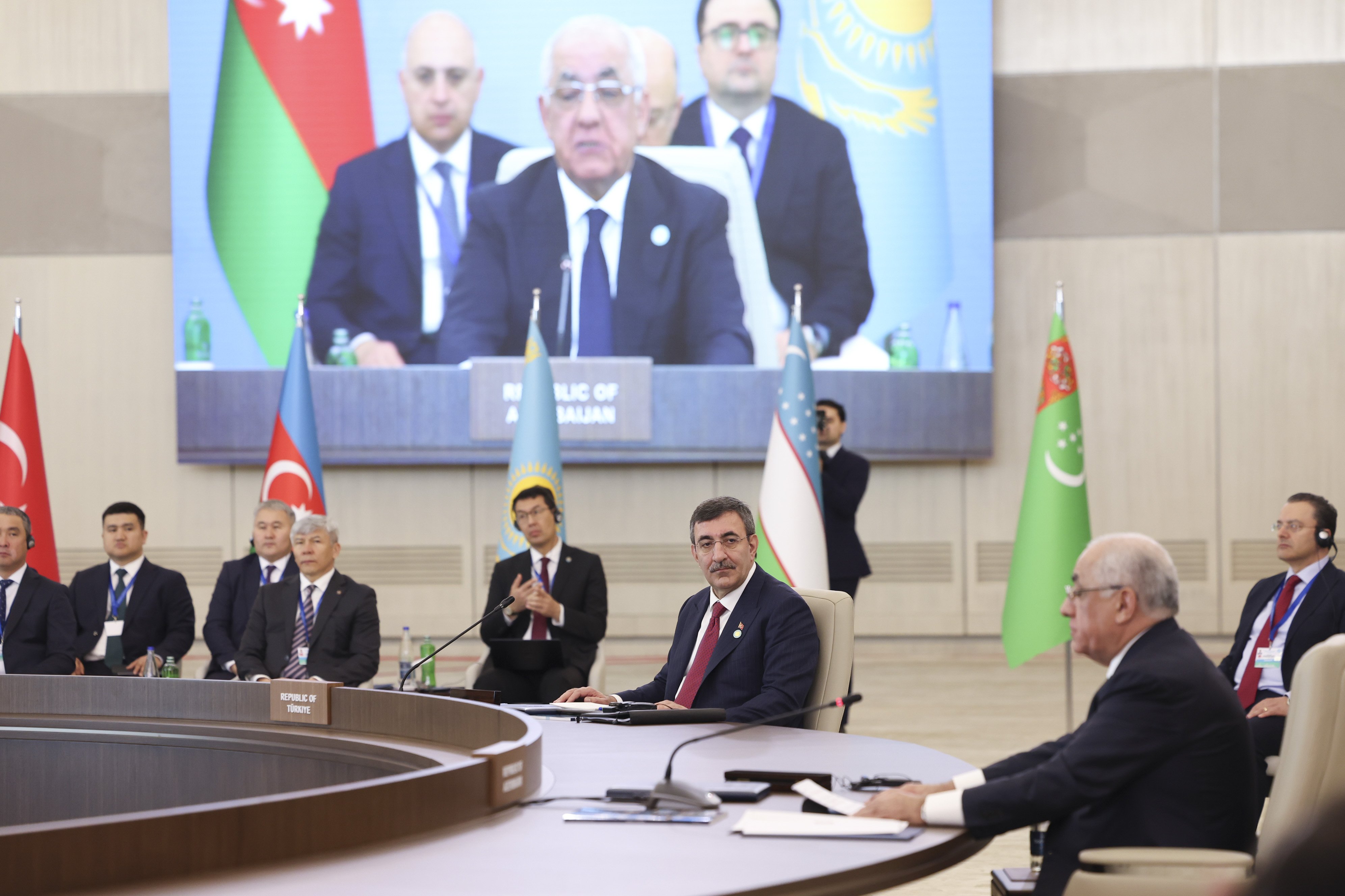 Bakü'de TDT toplantısı… Asadov: "Zengezur Koridoru, Türk dünyasının birleştirilmesi bakımından stratejik önem taşıyor"