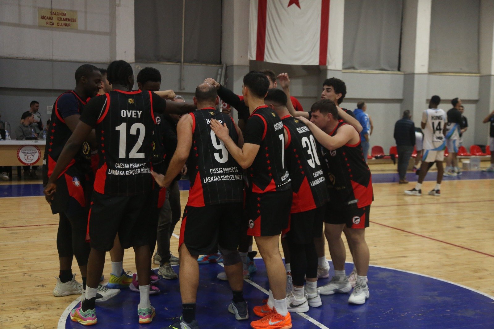 Potada Laraka Gençlerirliği Lider, Akdeniz Takipte