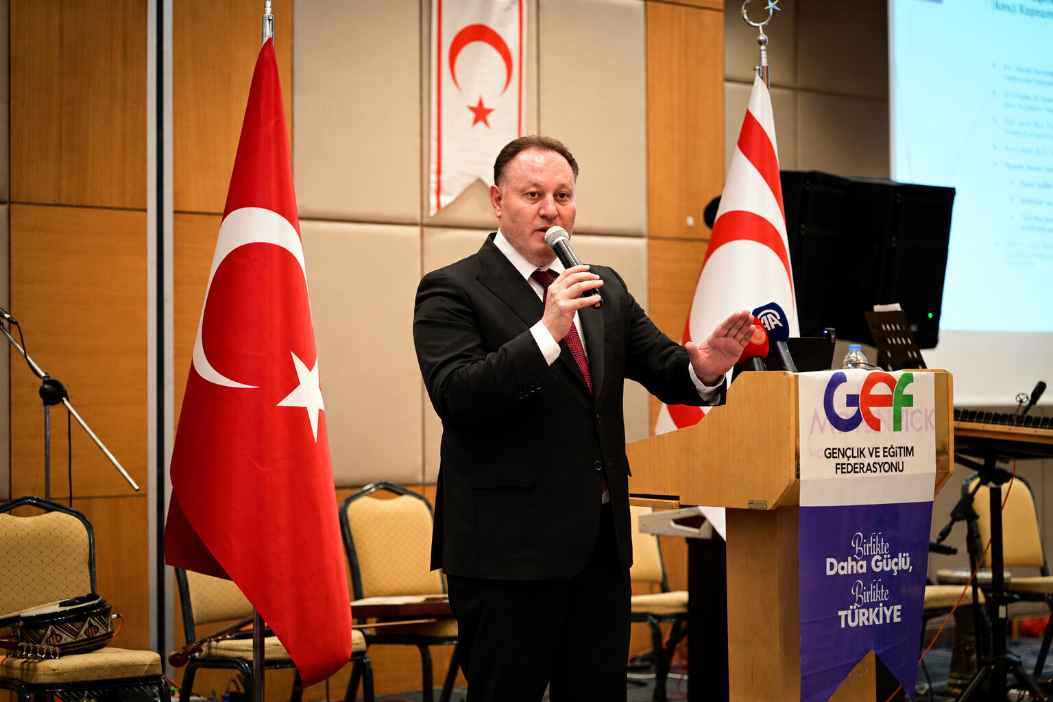 1780643325512Ozturkler Konferasn 1