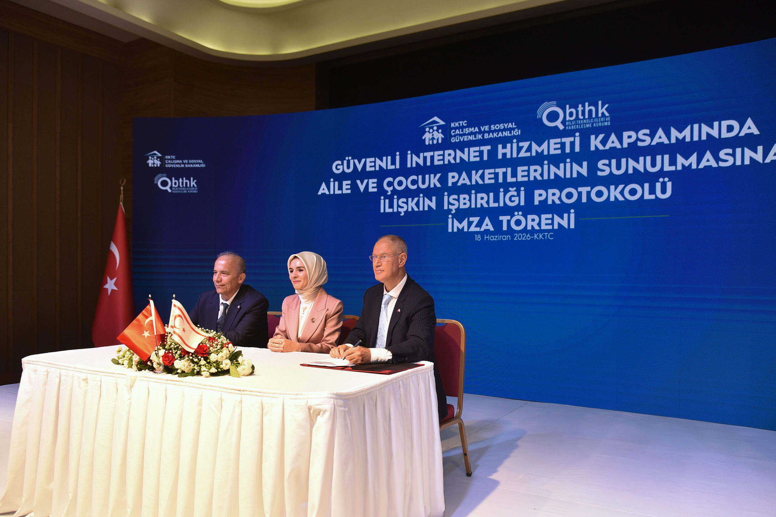 1781773085561Ekranın Ötesi Dijital Zorbalık, Bağımlılık Ve Koruma Sempozyumu Yapıldı 14 So