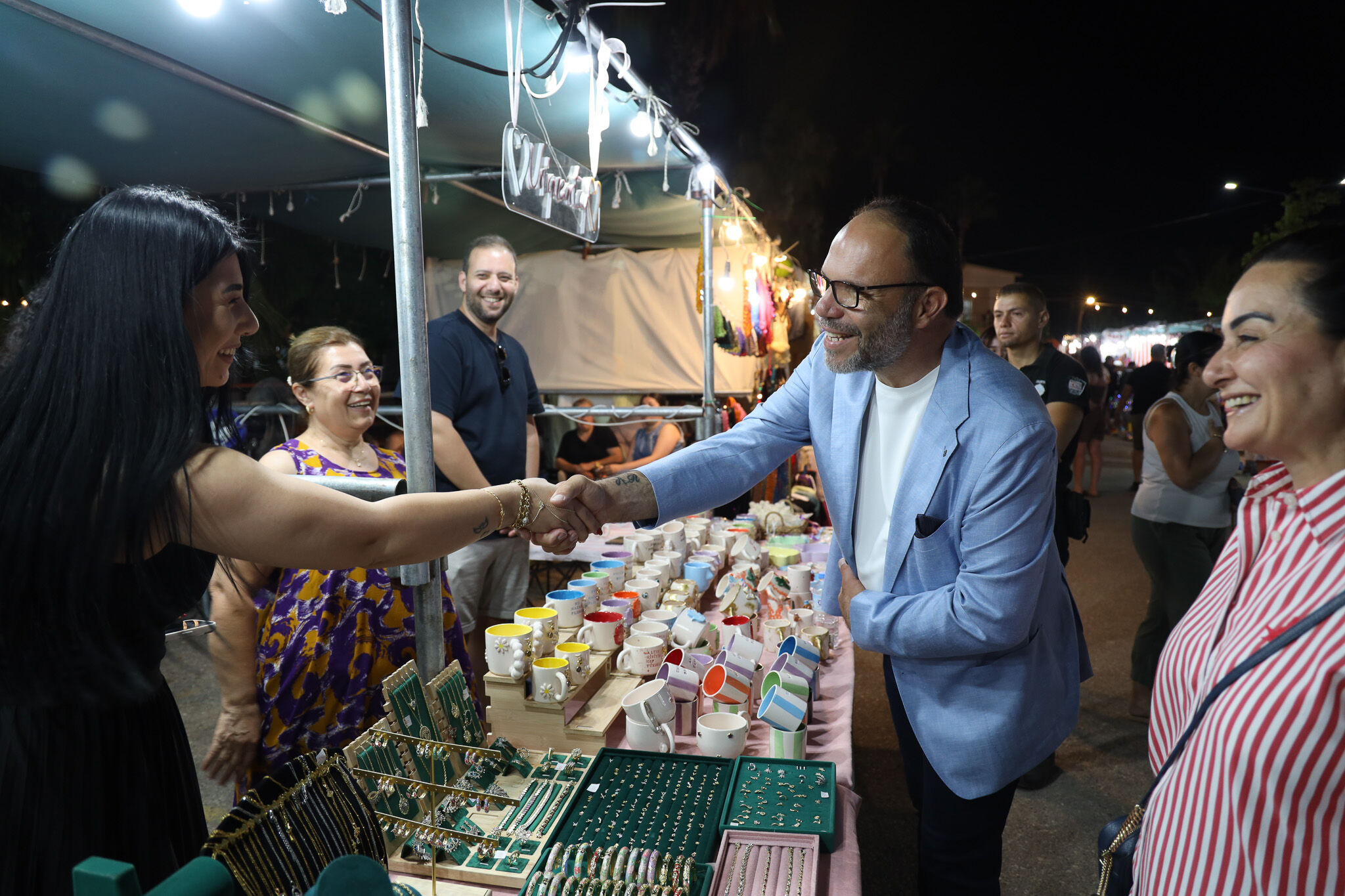 1782822591554Sadikoğlu Çi̇fti̇ Festi̇val Alaninda