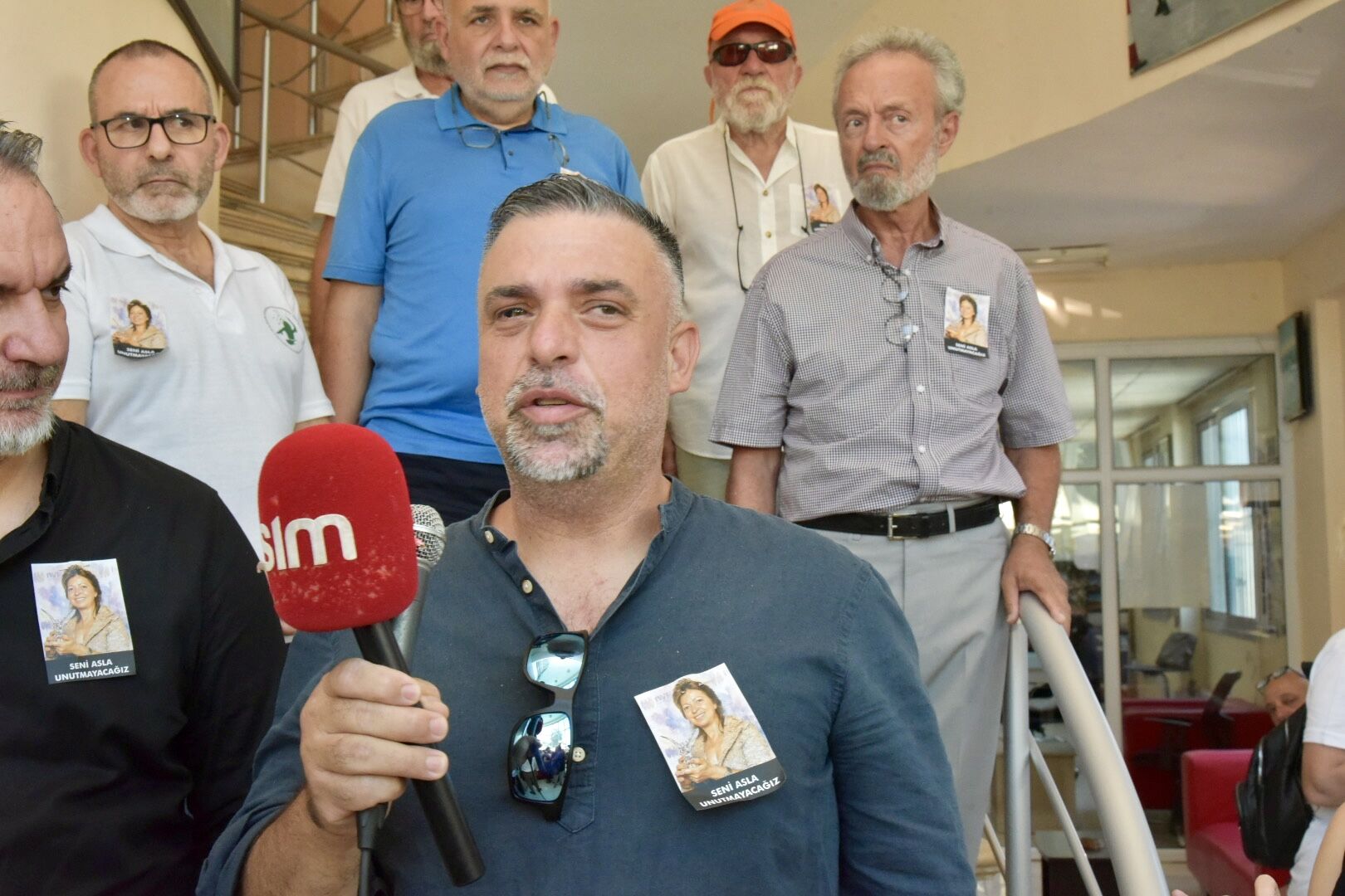 1782822747810Sevgül Uludağ Cenaze Ti̇m (10)