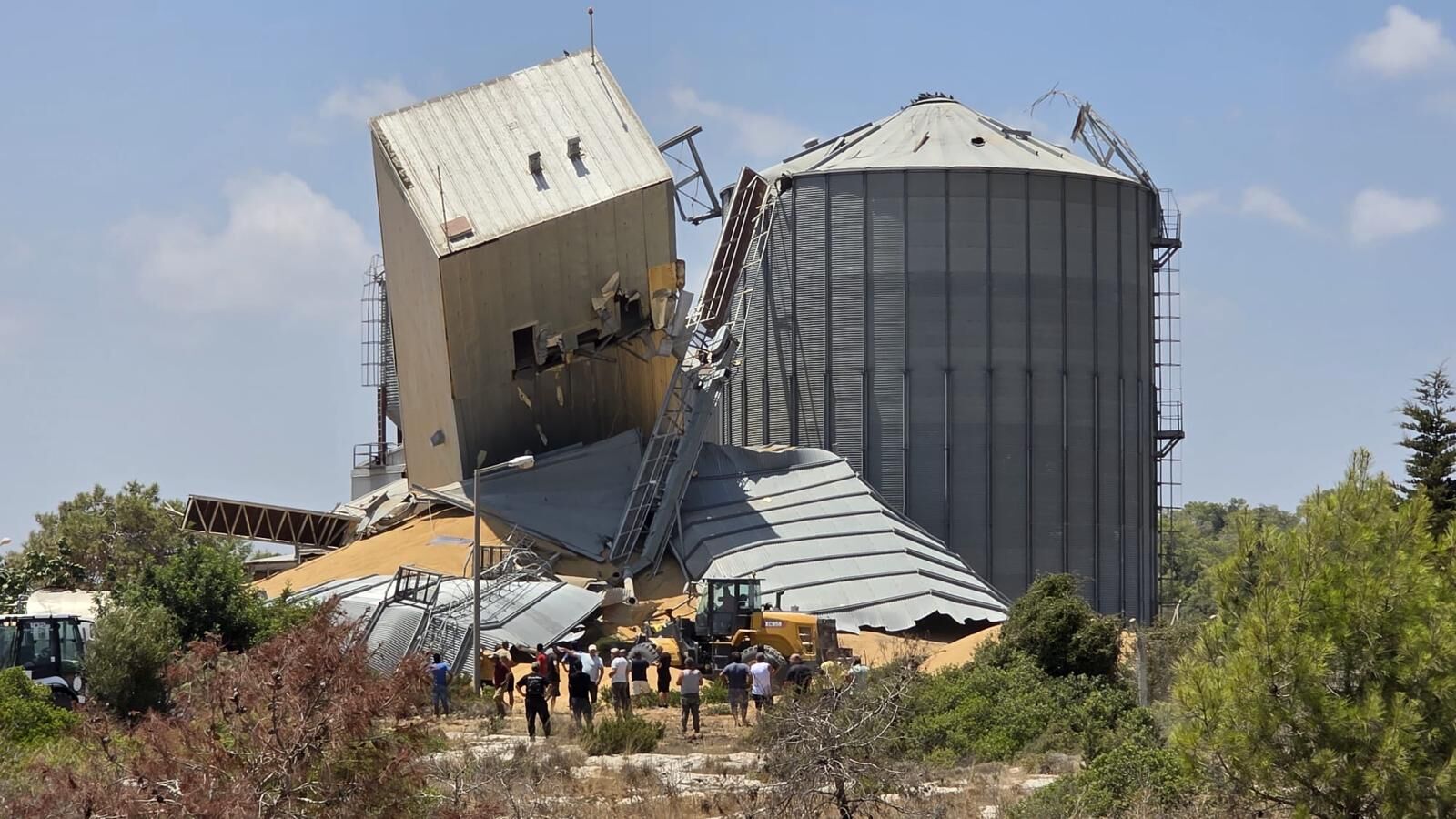 1784888699110Çöken Silo (Mer) (4)