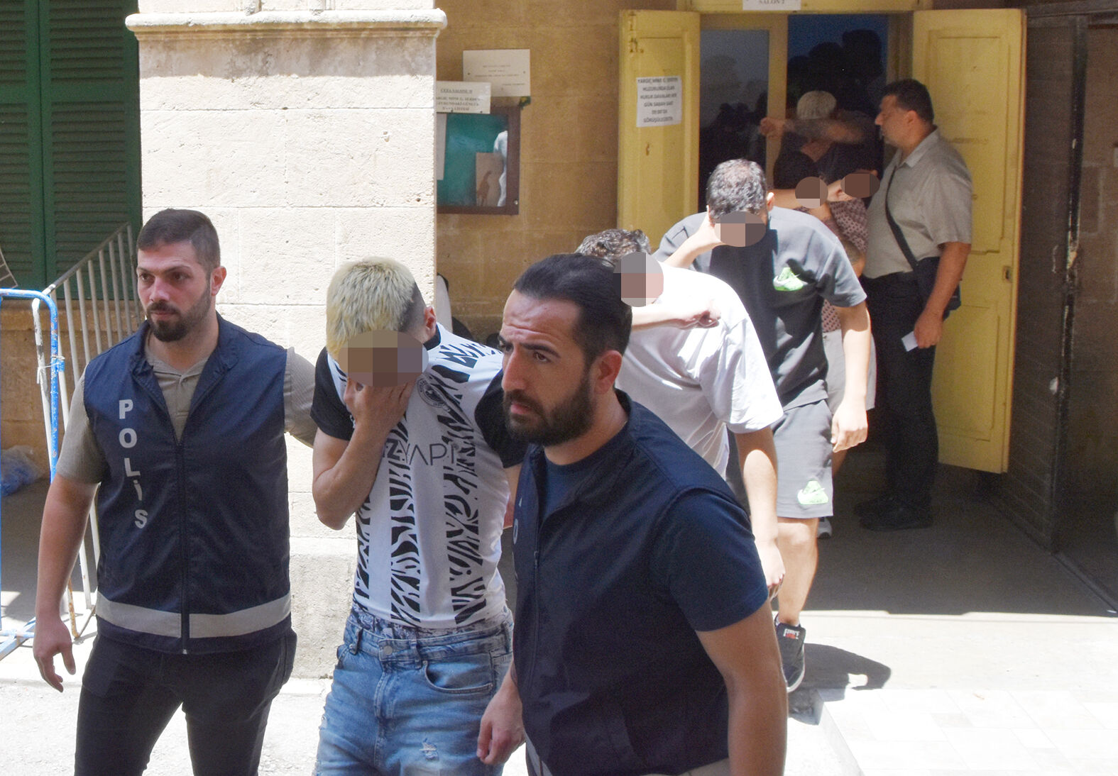 Yatırım Şirketi Görünümlü Dolandırıcılık Ağı Çökertildi, 19 Tutuklu (4)