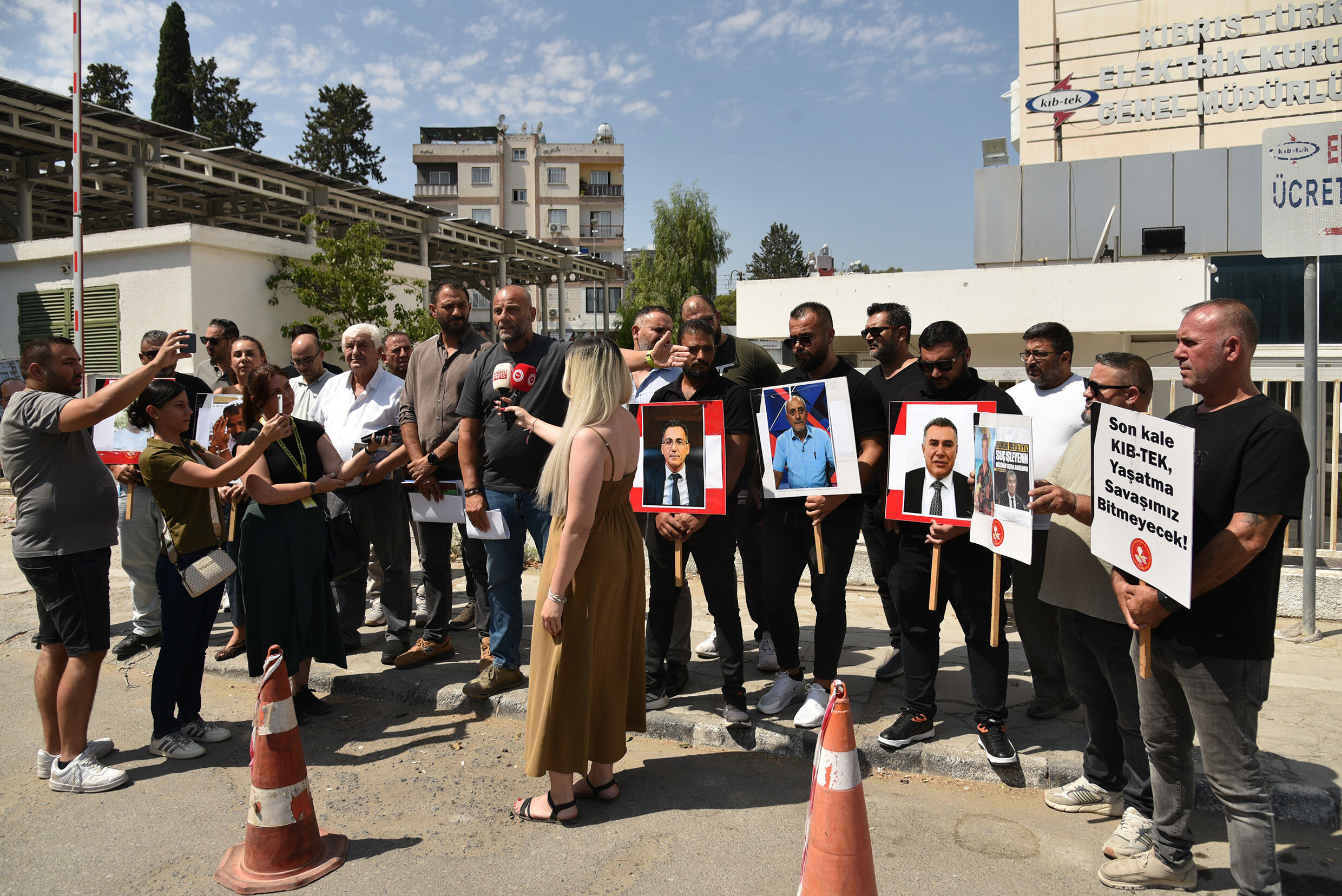 1786615352983El Sen Yonetim Kurulu Basın Acıklaması Yaptı 2 So