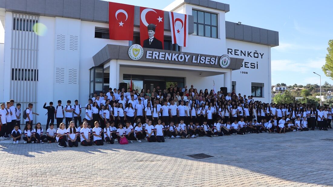 1789476731039Erenköy Li̇sesi̇ Açiliş7