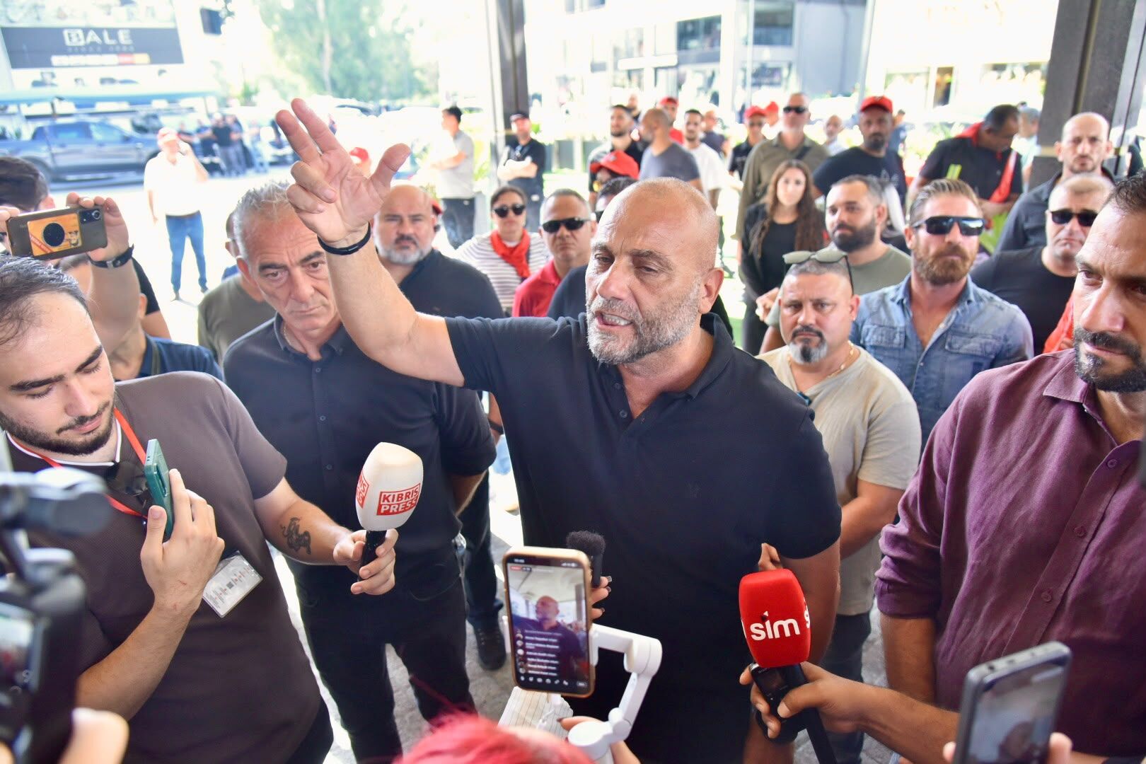 1791798077080Sendi̇kalar Pasha Otel Eylem Ti̇m (4)