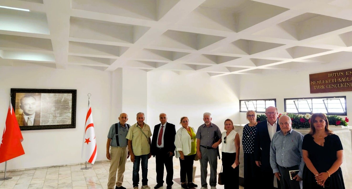 1792131318592Avustralyali Kibrisli Türkler2